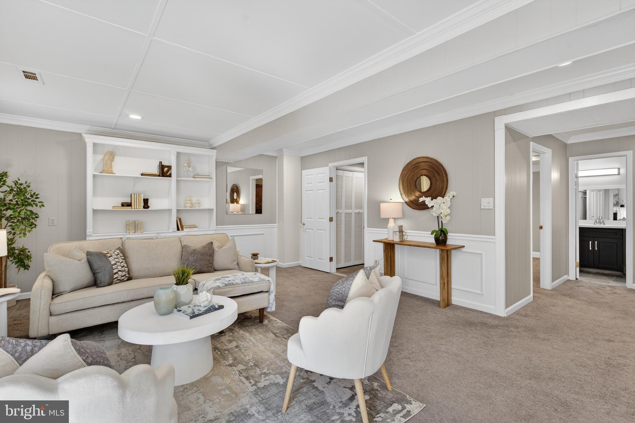 COUNTRY CREEK - Residential