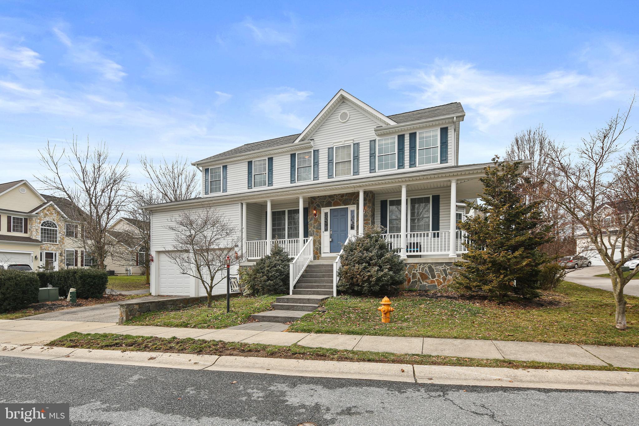 EMA'S MANOR - Residential