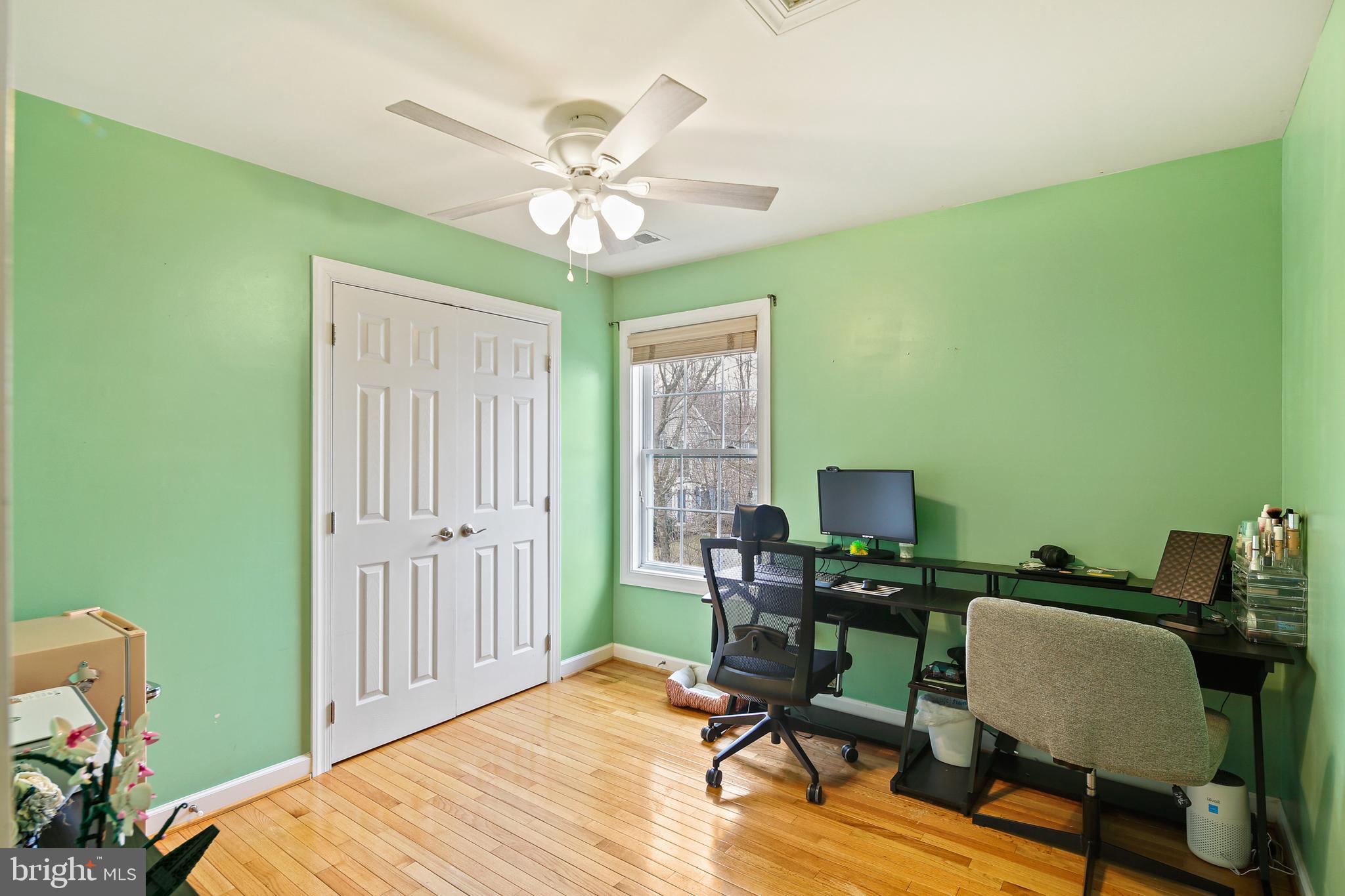 EMA'S MANOR - Residential