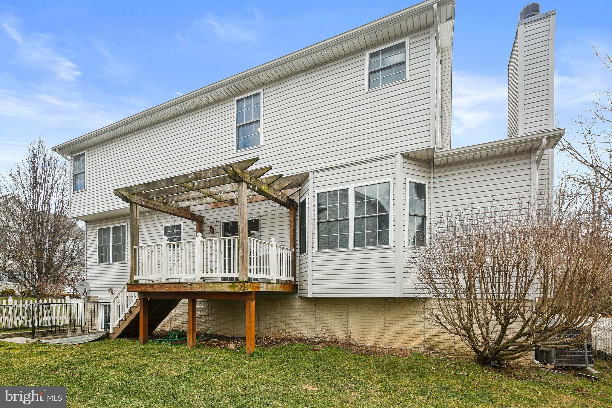 EMA'S MANOR - Residential