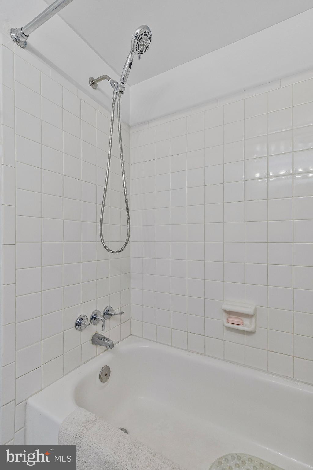 SUGARLAND RUN - Residential