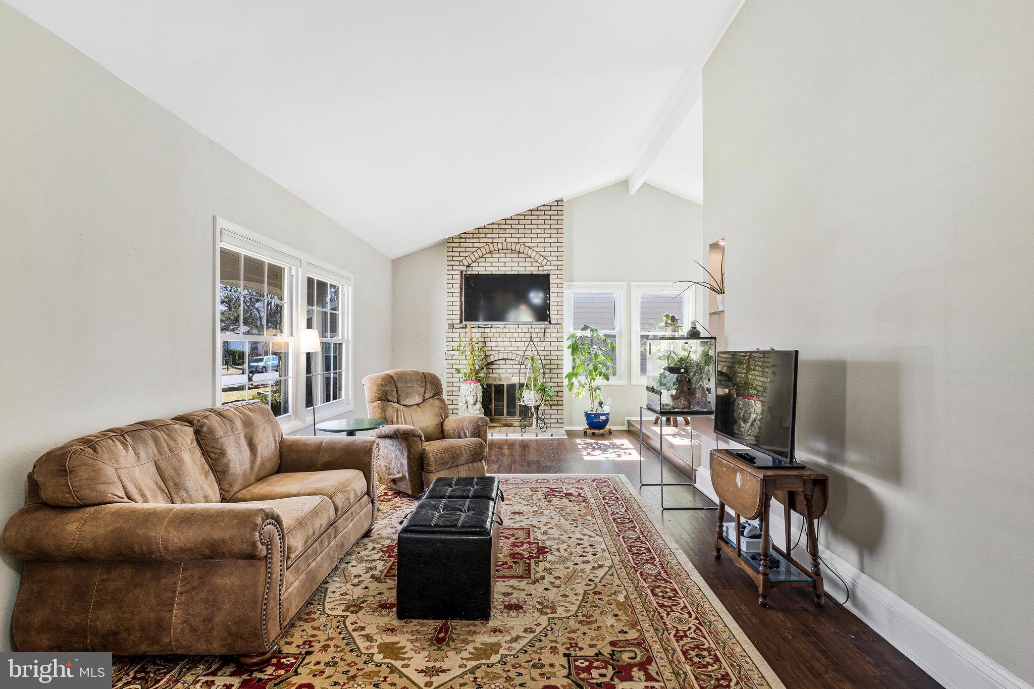 SUGARLAND RUN - Residential