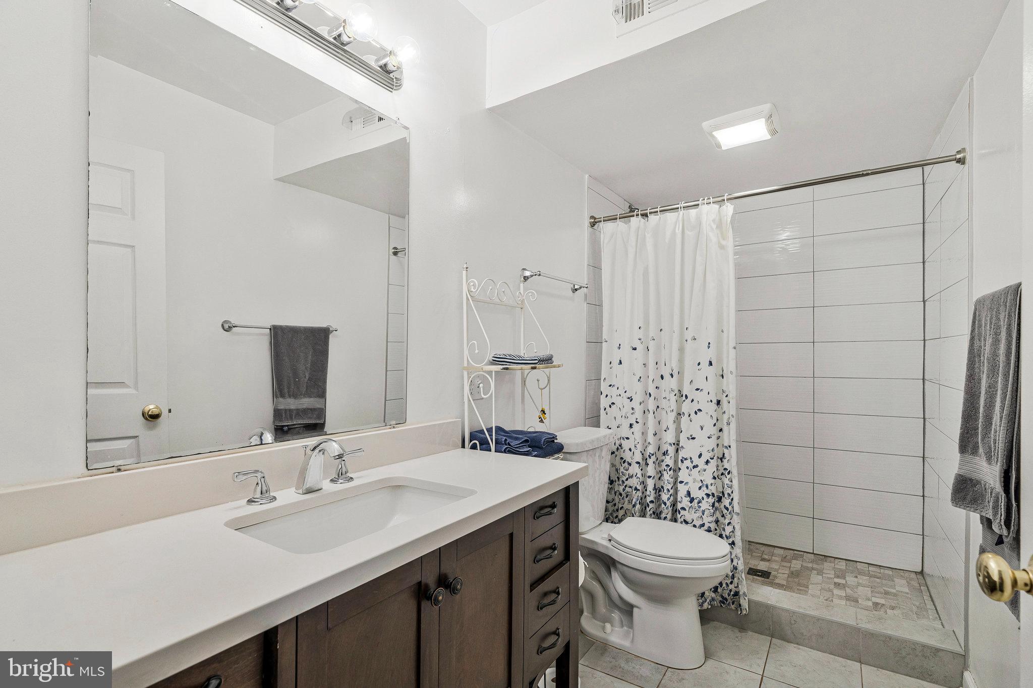 SUGARLAND RUN - Residential