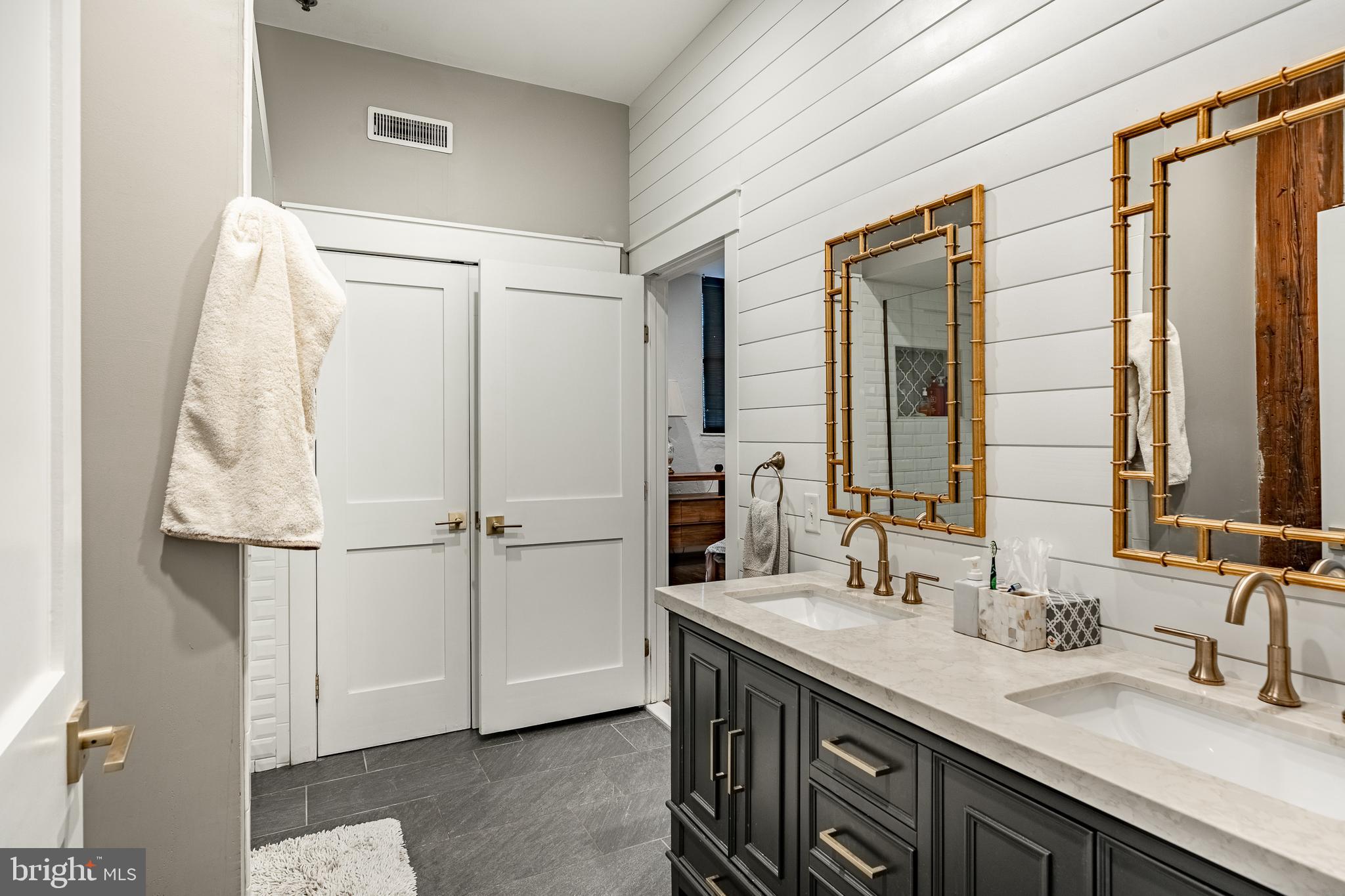 MANAYUNK - Residential