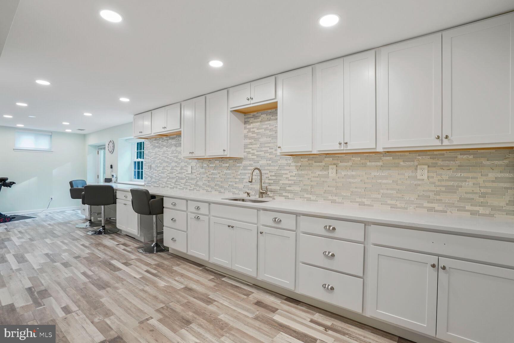 FAIR OAKS ESTATES - Residential