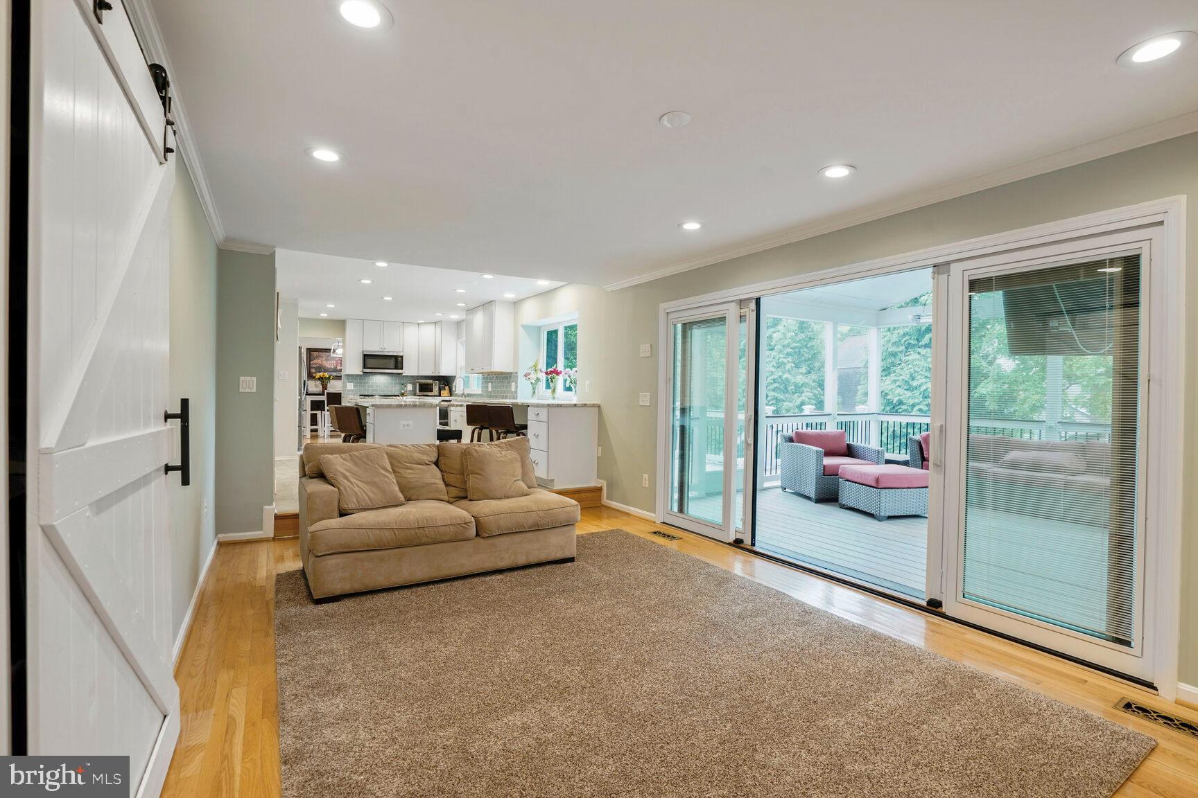 FAIR OAKS ESTATES - Residential