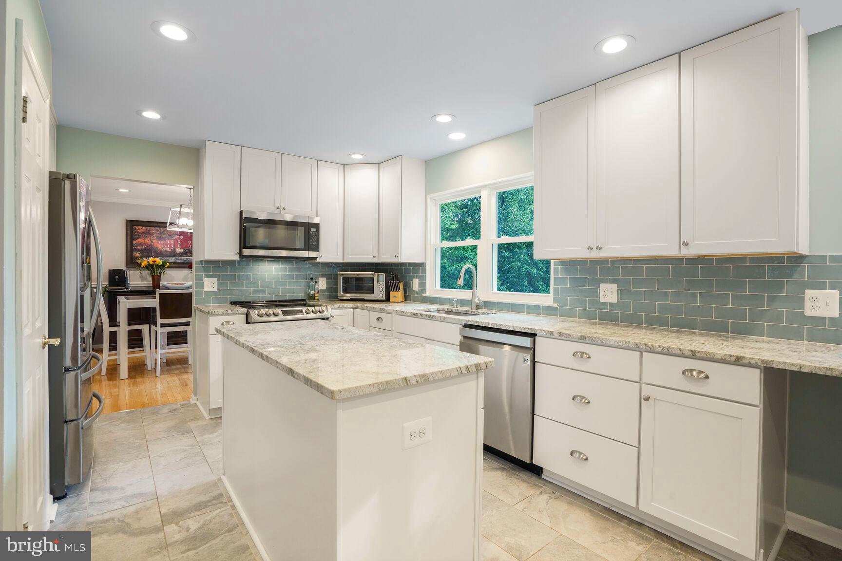 FAIR OAKS ESTATES - Residential