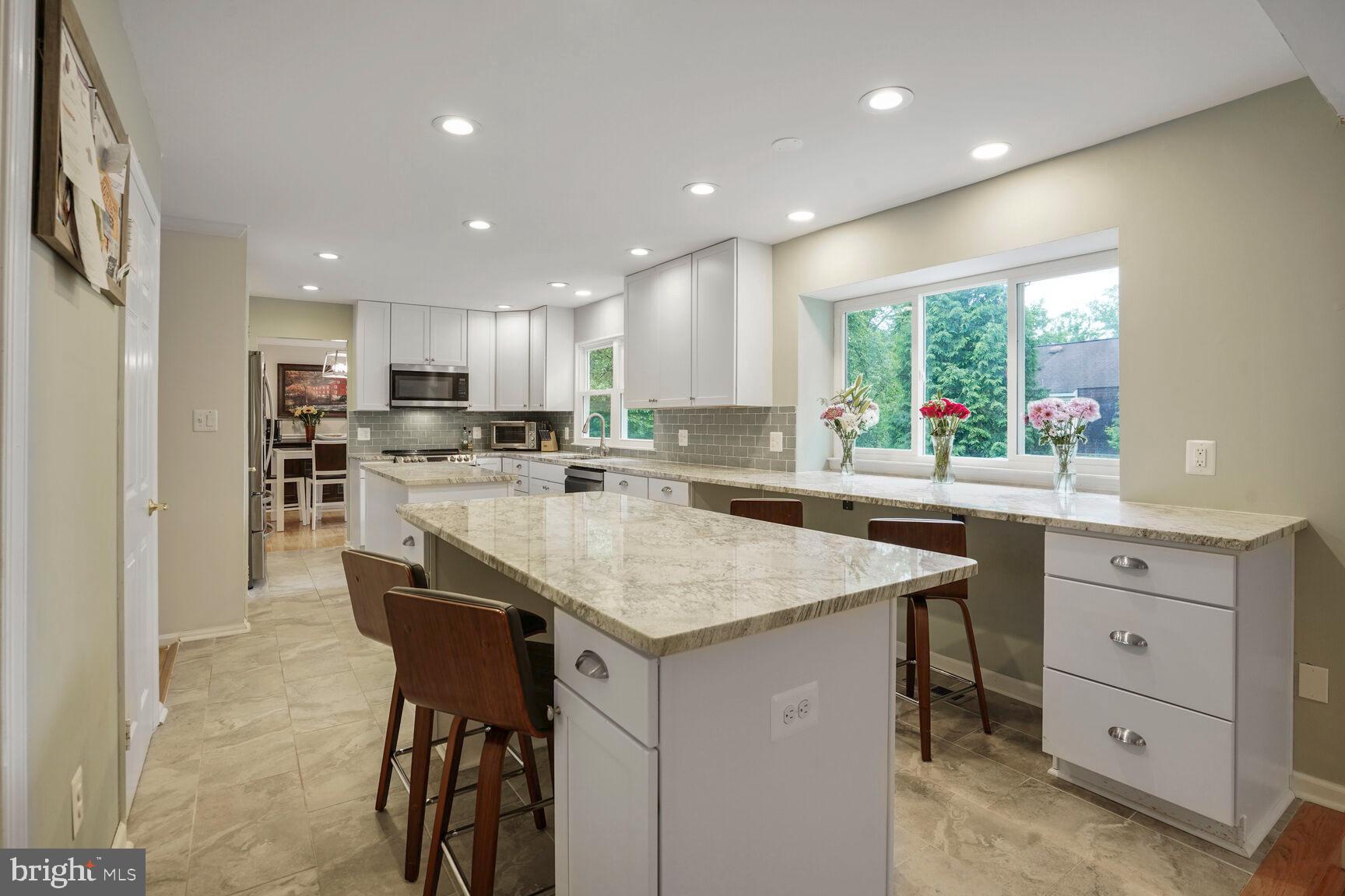 FAIR OAKS ESTATES - Residential