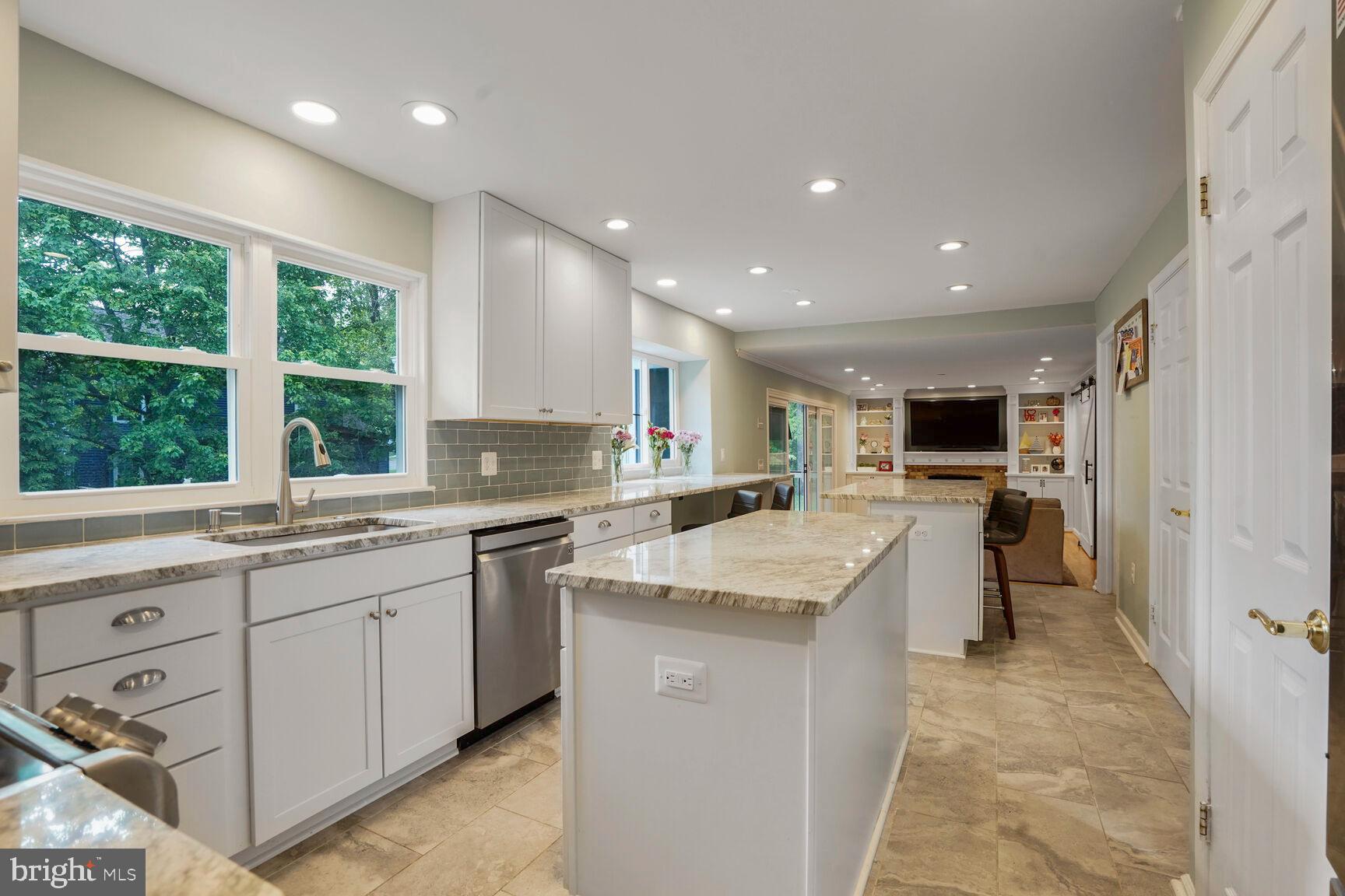 FAIR OAKS ESTATES - Residential