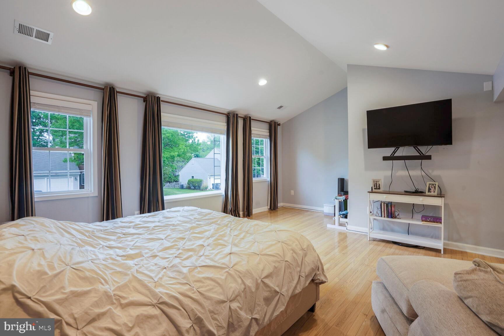 FAIR OAKS ESTATES - Residential