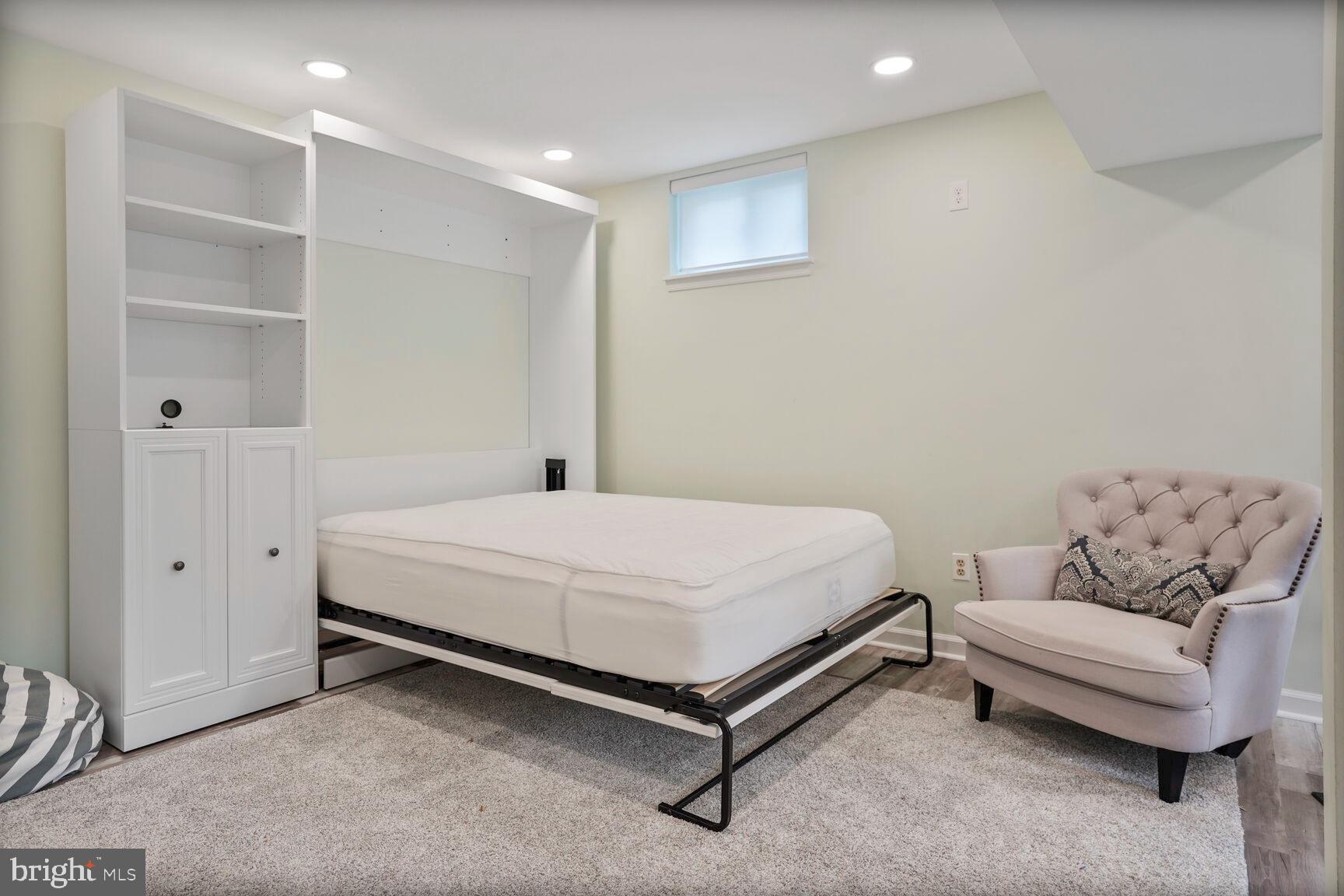 FAIR OAKS ESTATES - Residential