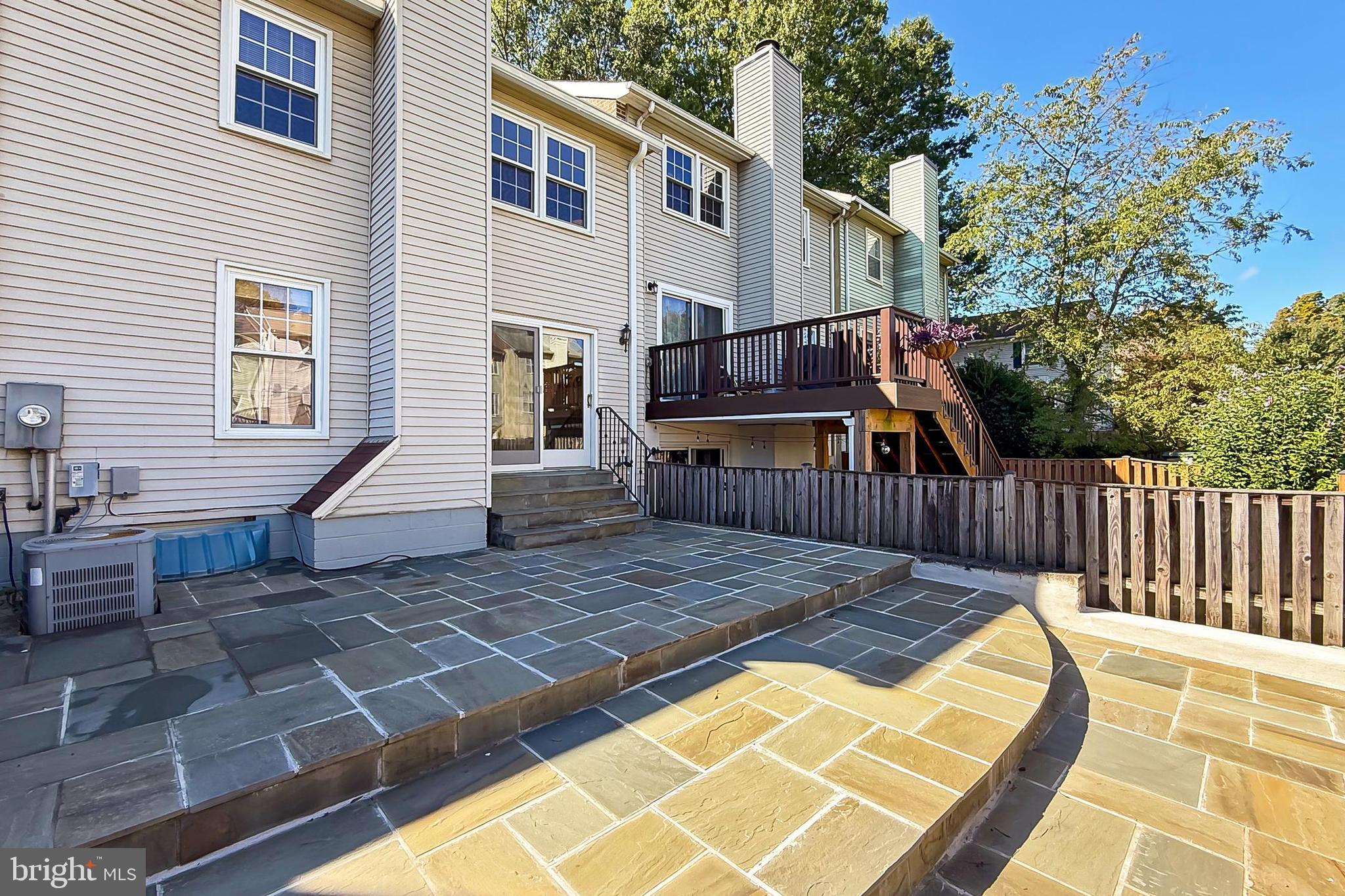 DUNN LORING VILLAGE - Residential