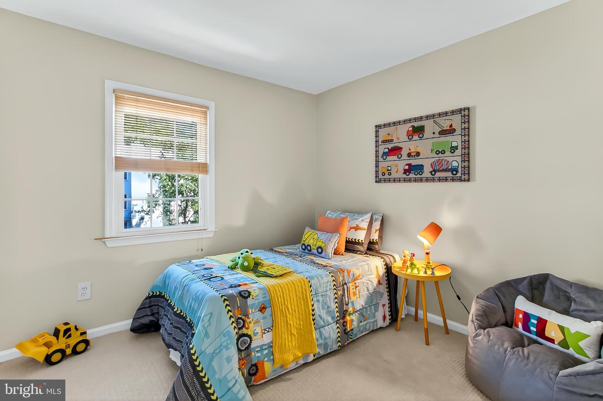 DUNN LORING VILLAGE - Residential