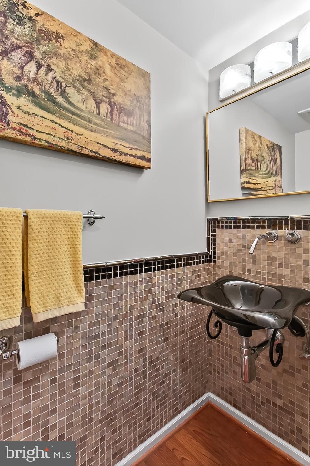 DUNN LORING VILLAGE - Residential