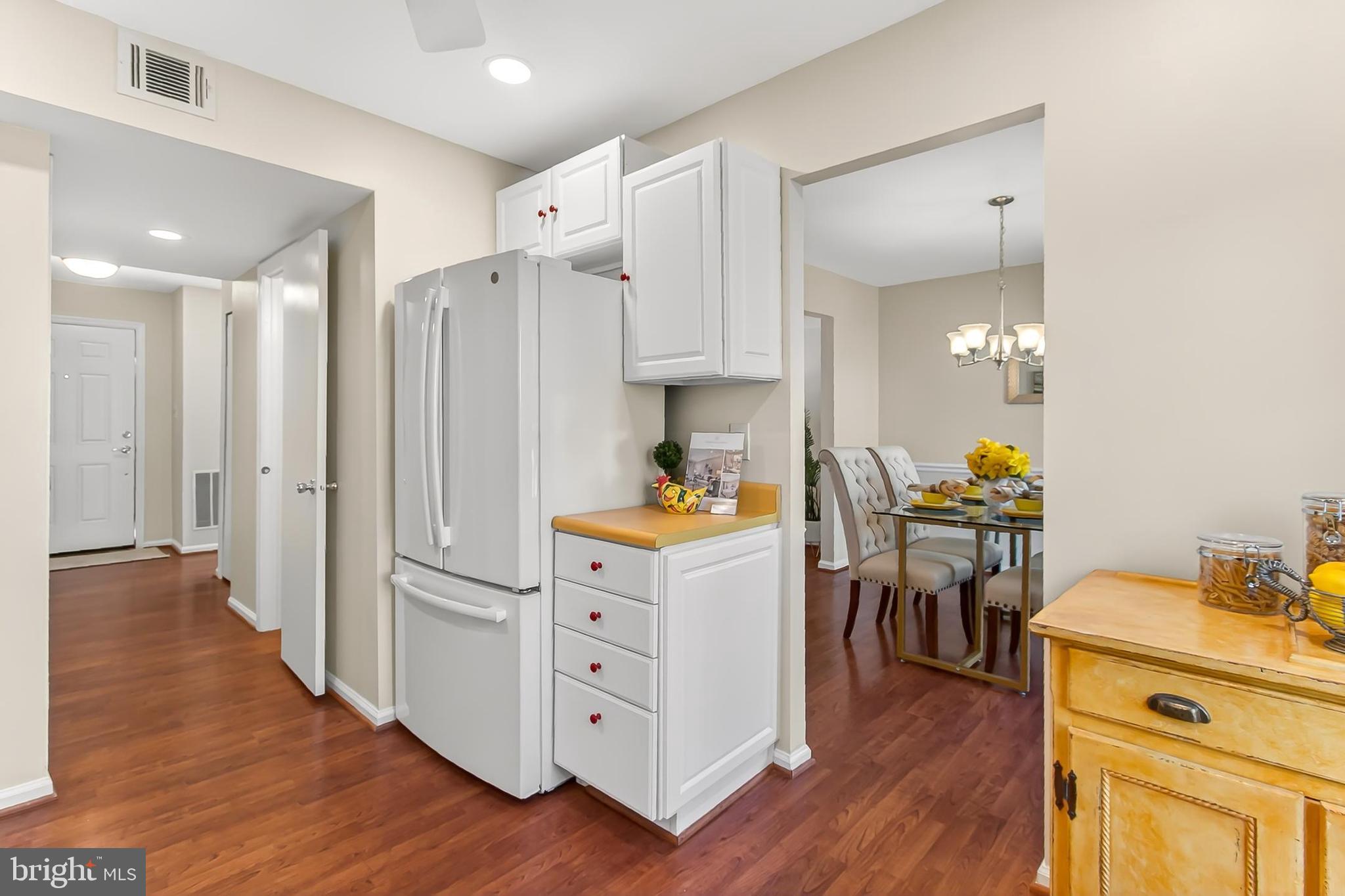 DUNN LORING VILLAGE - Residential