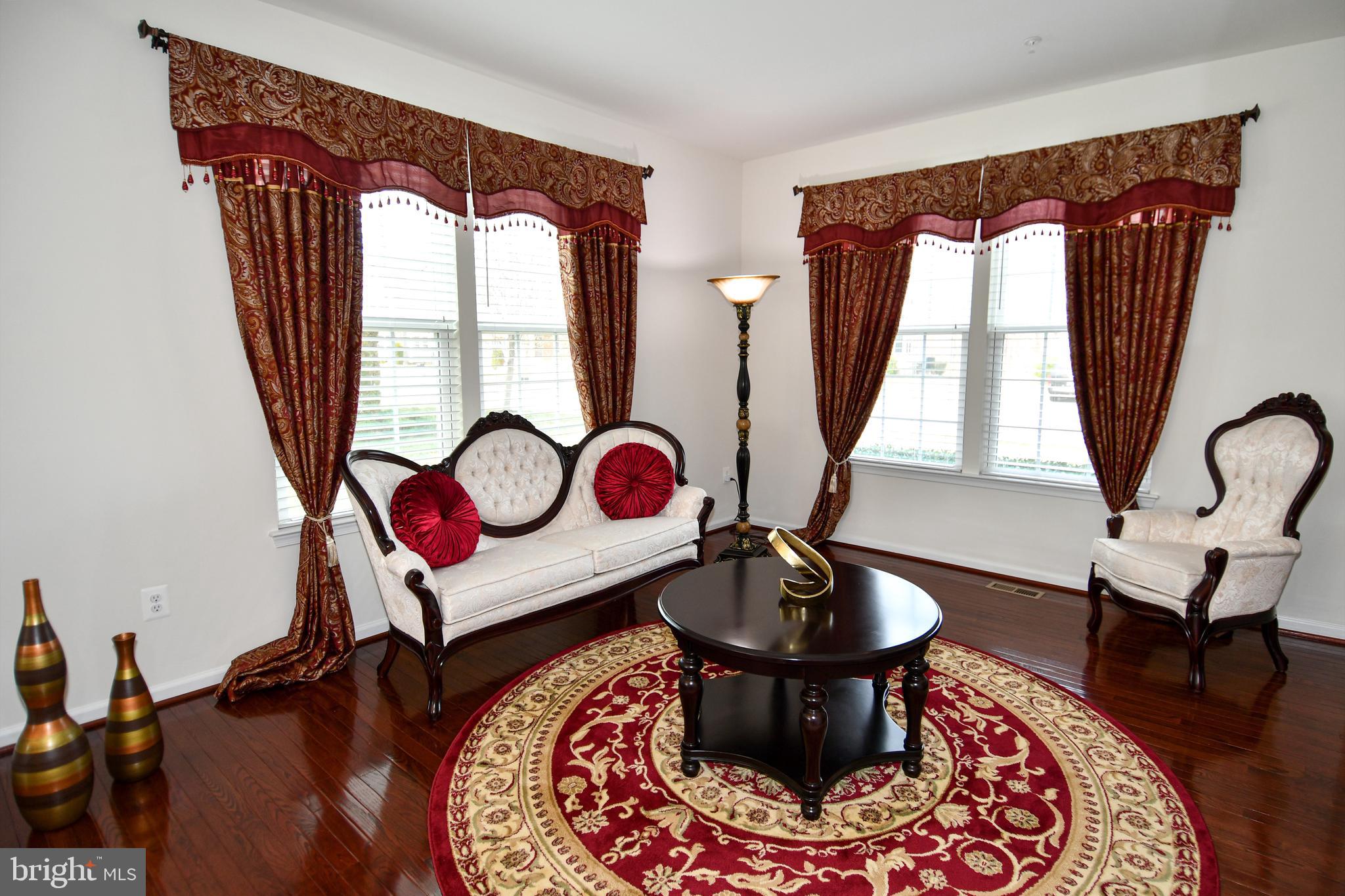 AUTUMN HILLS - Residential