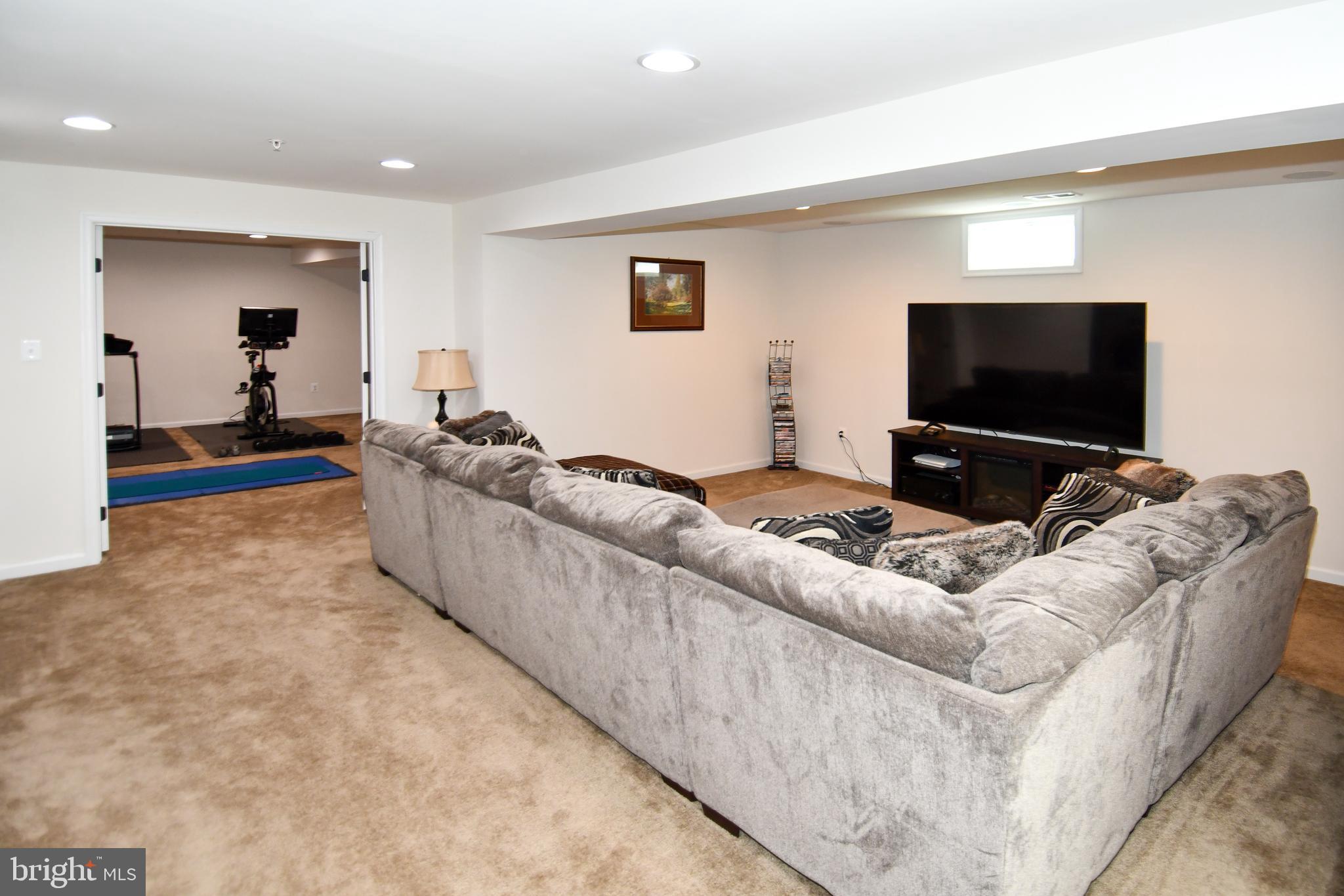 AUTUMN HILLS - Residential