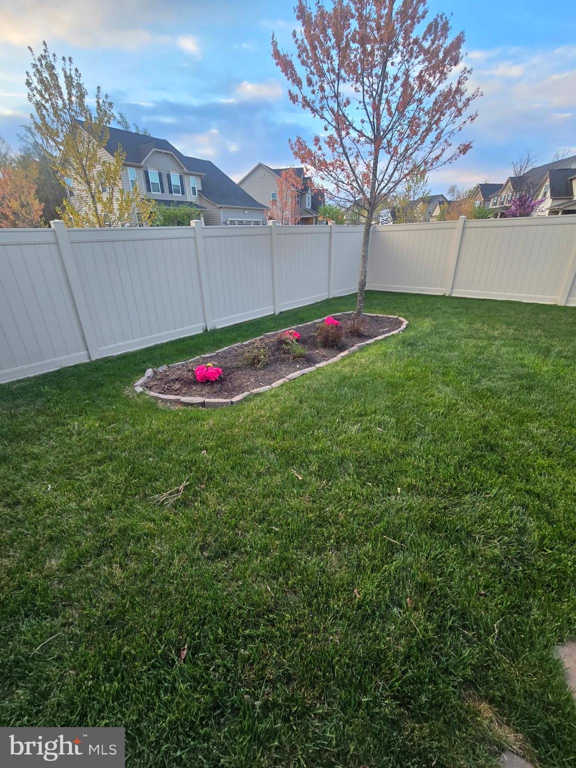 AUTUMN HILLS - Residential