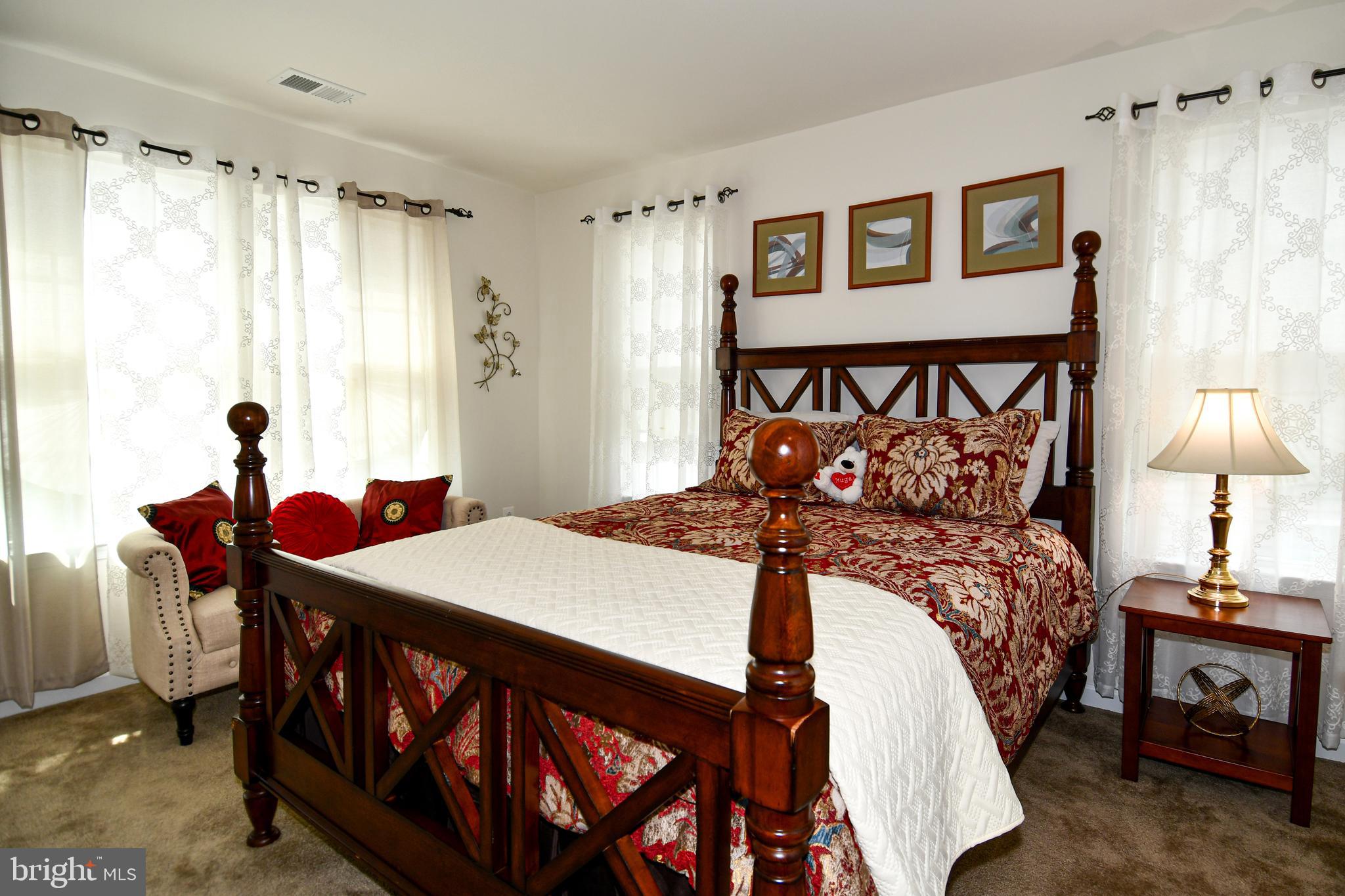 AUTUMN HILLS - Residential