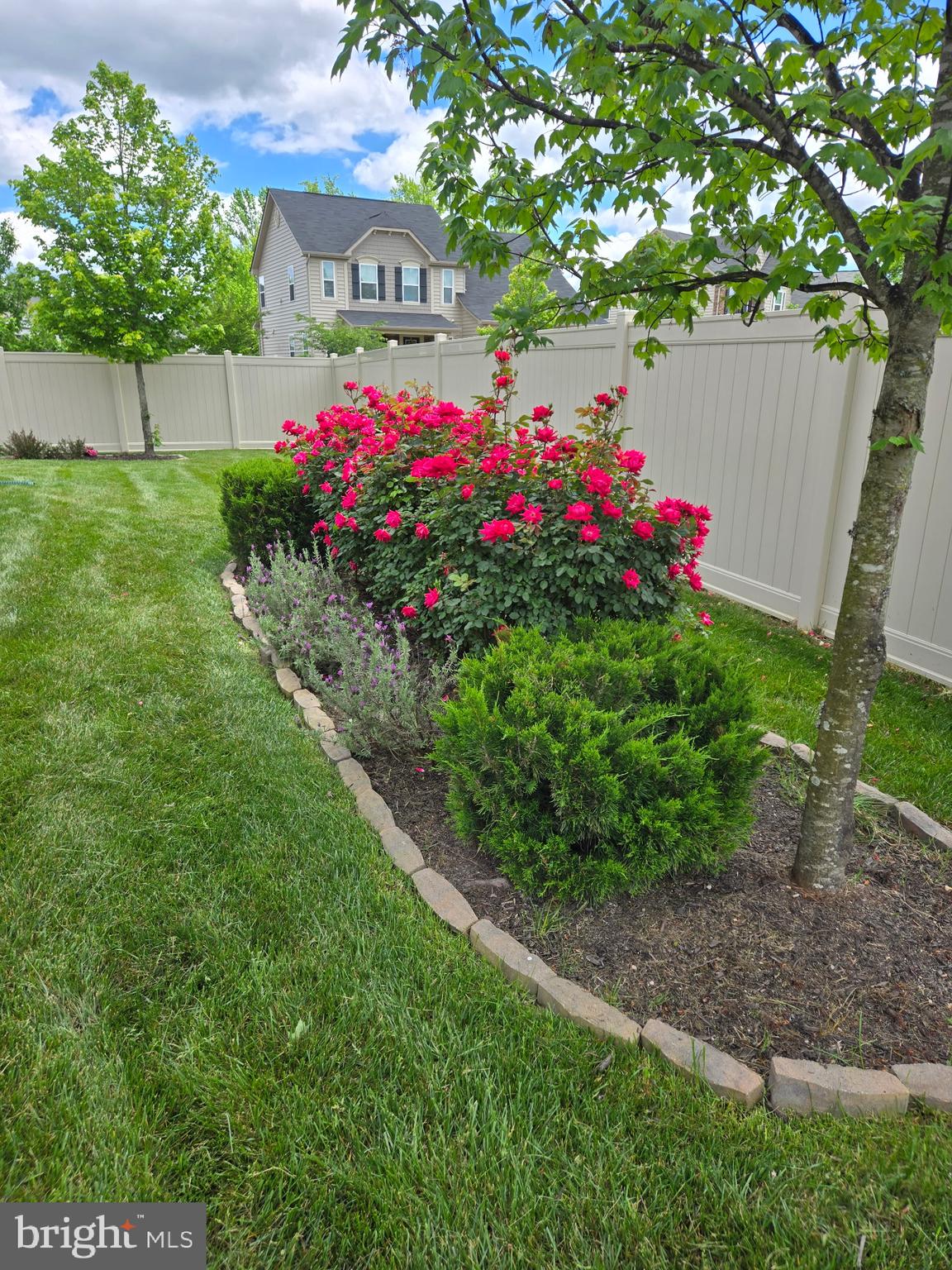 AUTUMN HILLS - Residential