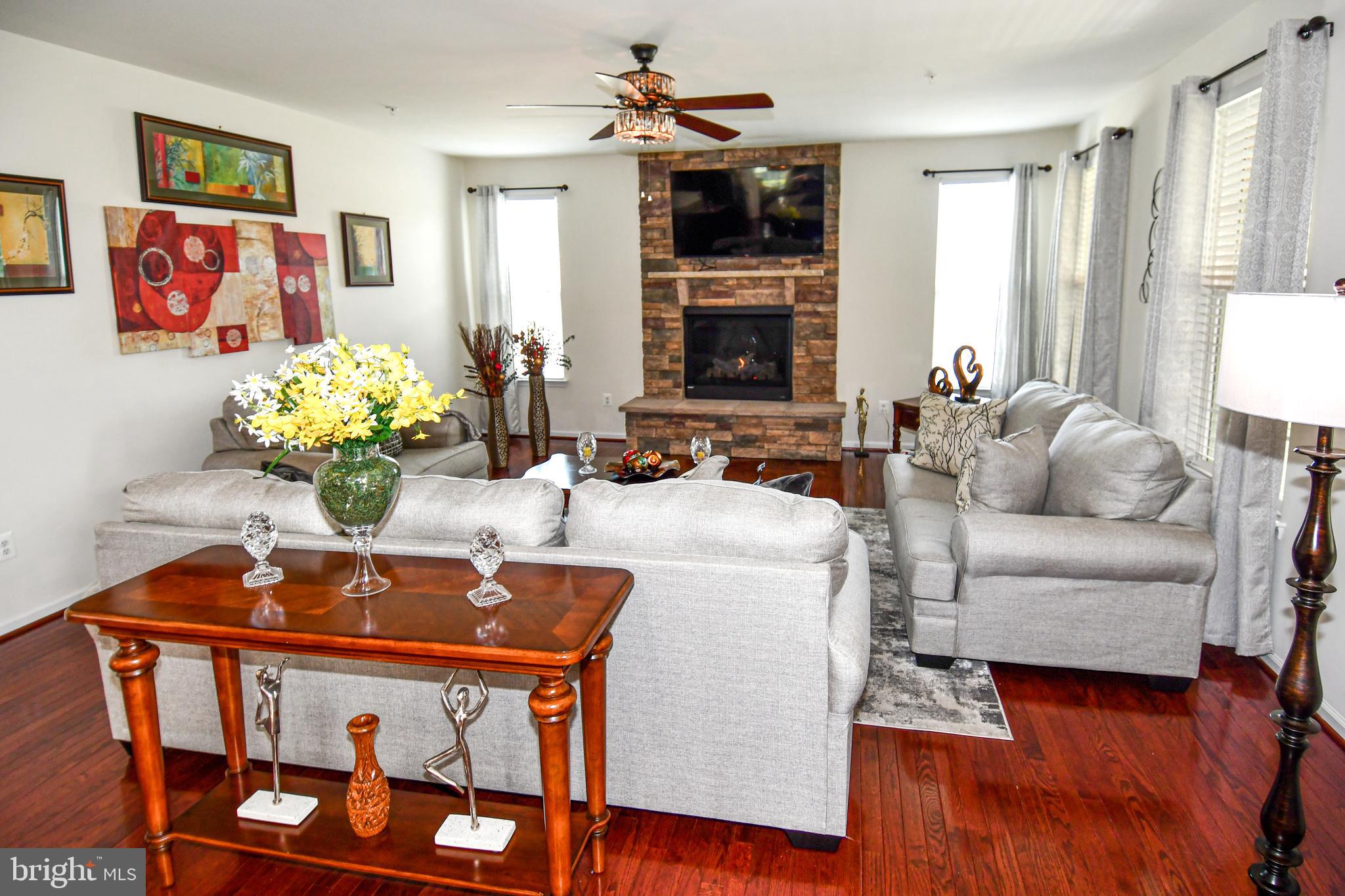 AUTUMN HILLS - Residential