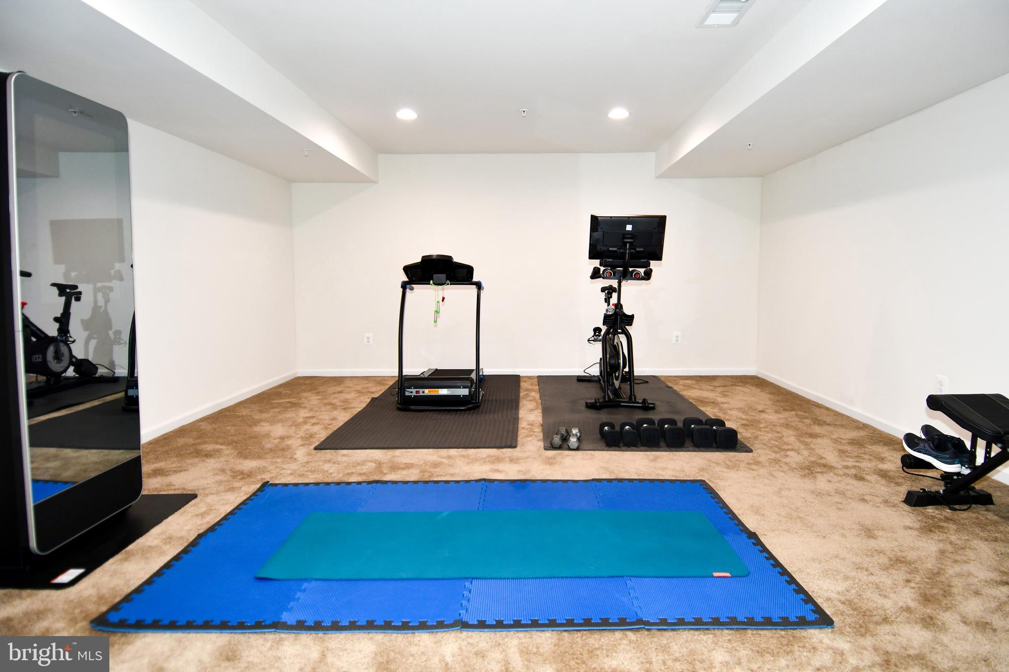 AUTUMN HILLS - Residential