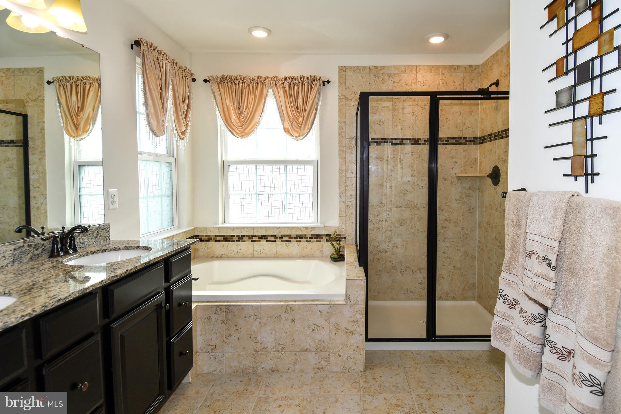 AUTUMN HILLS - Residential