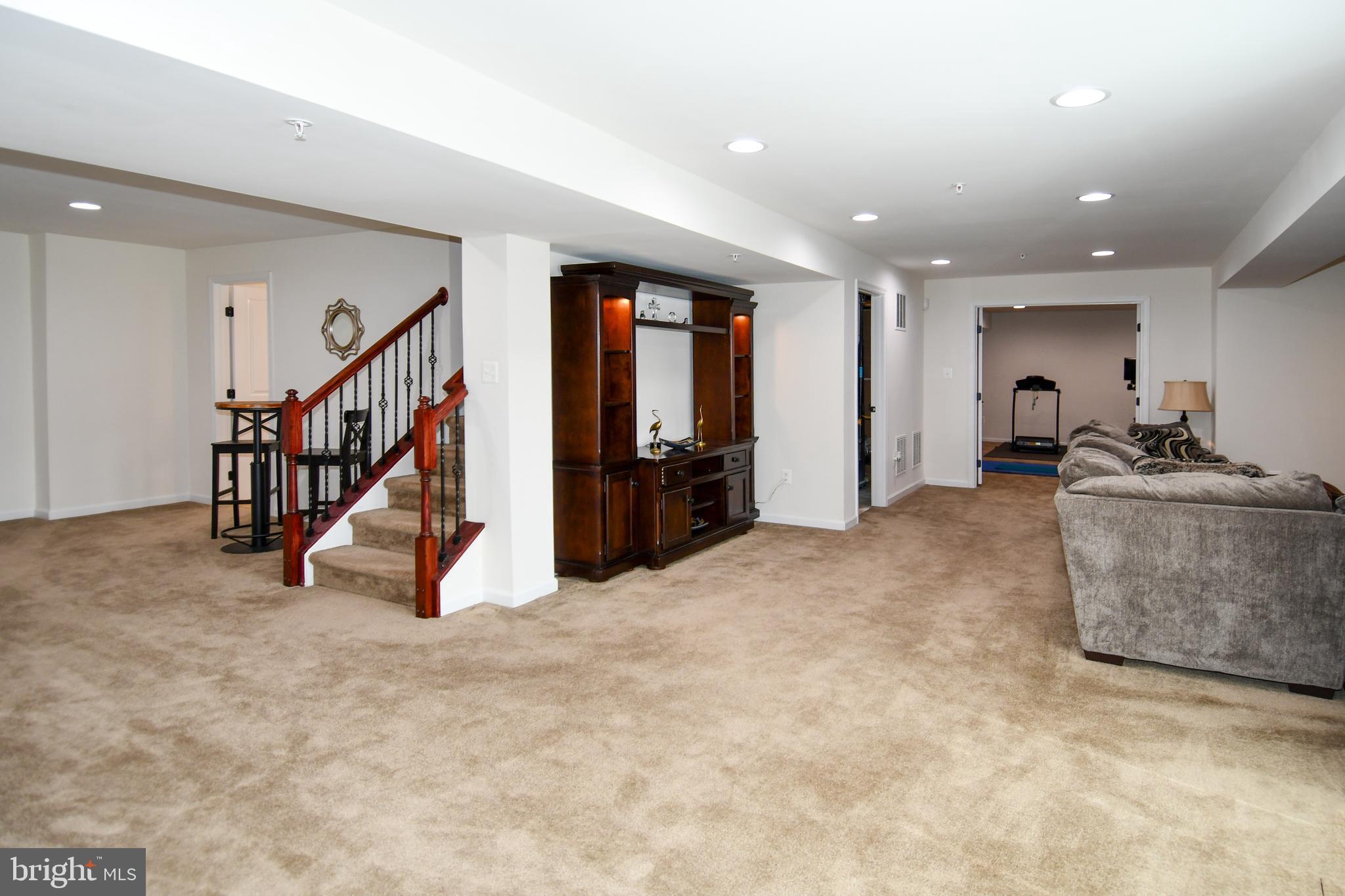 AUTUMN HILLS - Residential