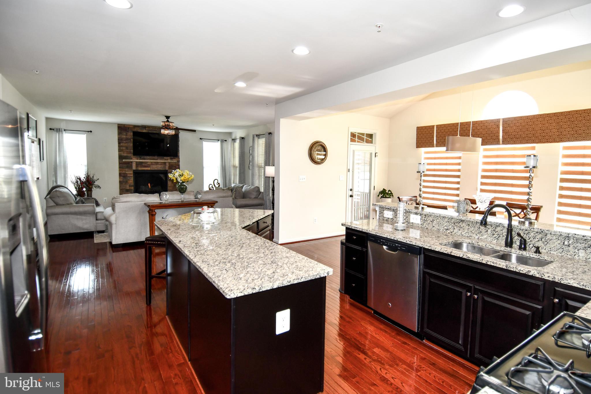 AUTUMN HILLS - Residential