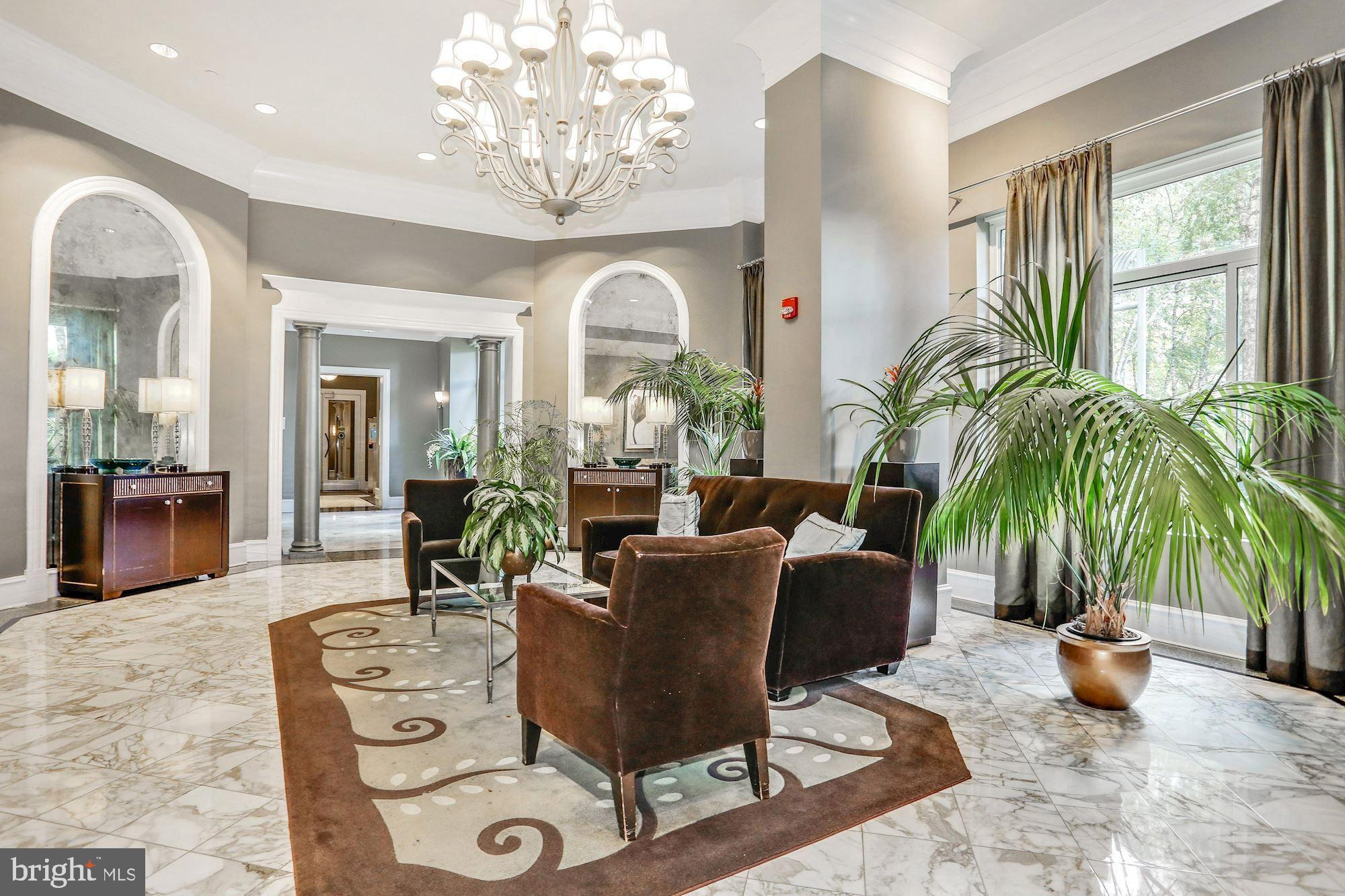 CONTINENTAL - Residential Lease