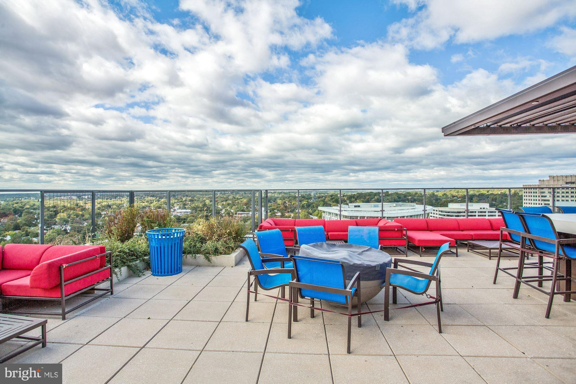 CONTINENTAL - Residential Lease