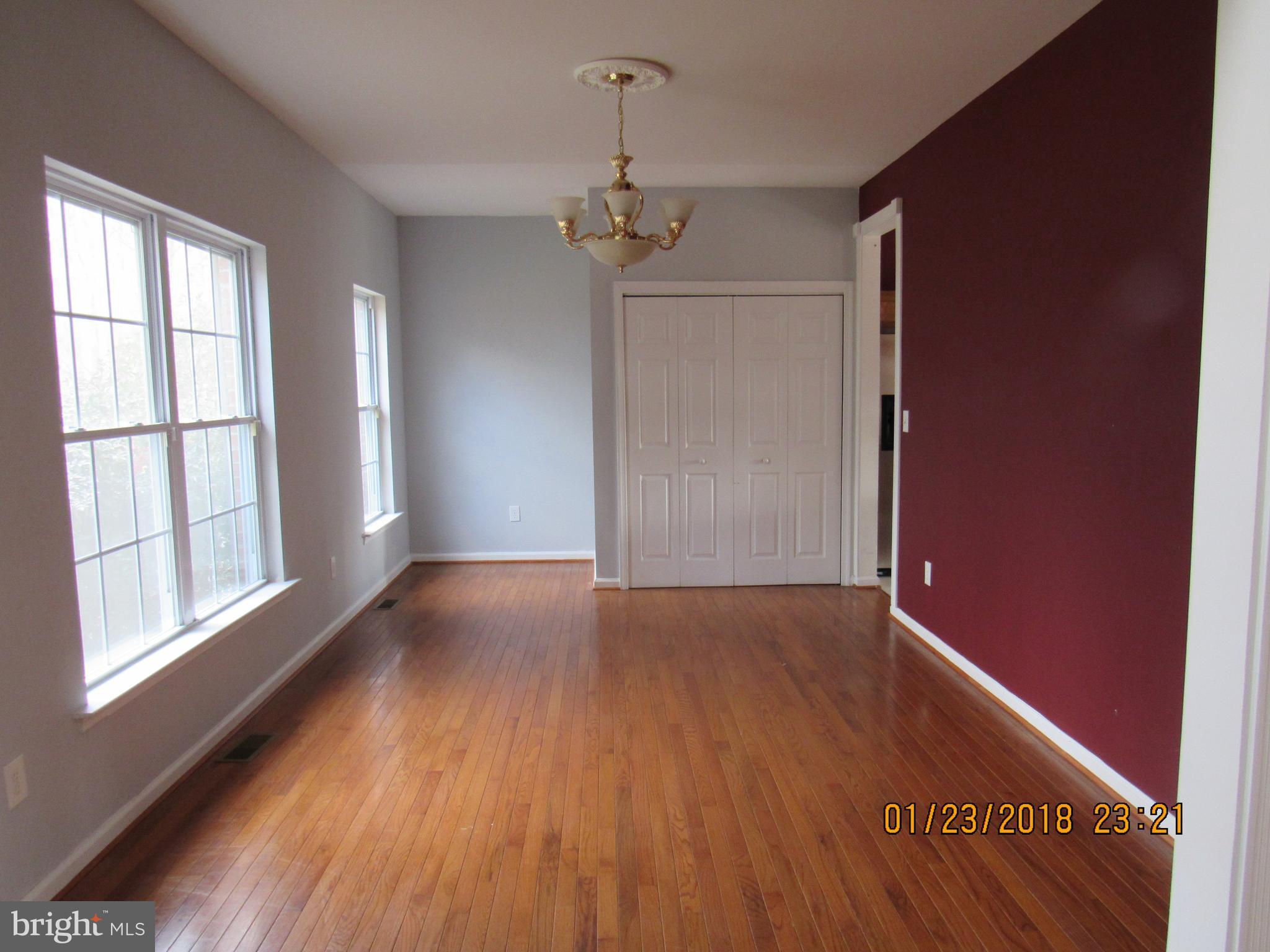 REYNARDS CROSSING - Residential