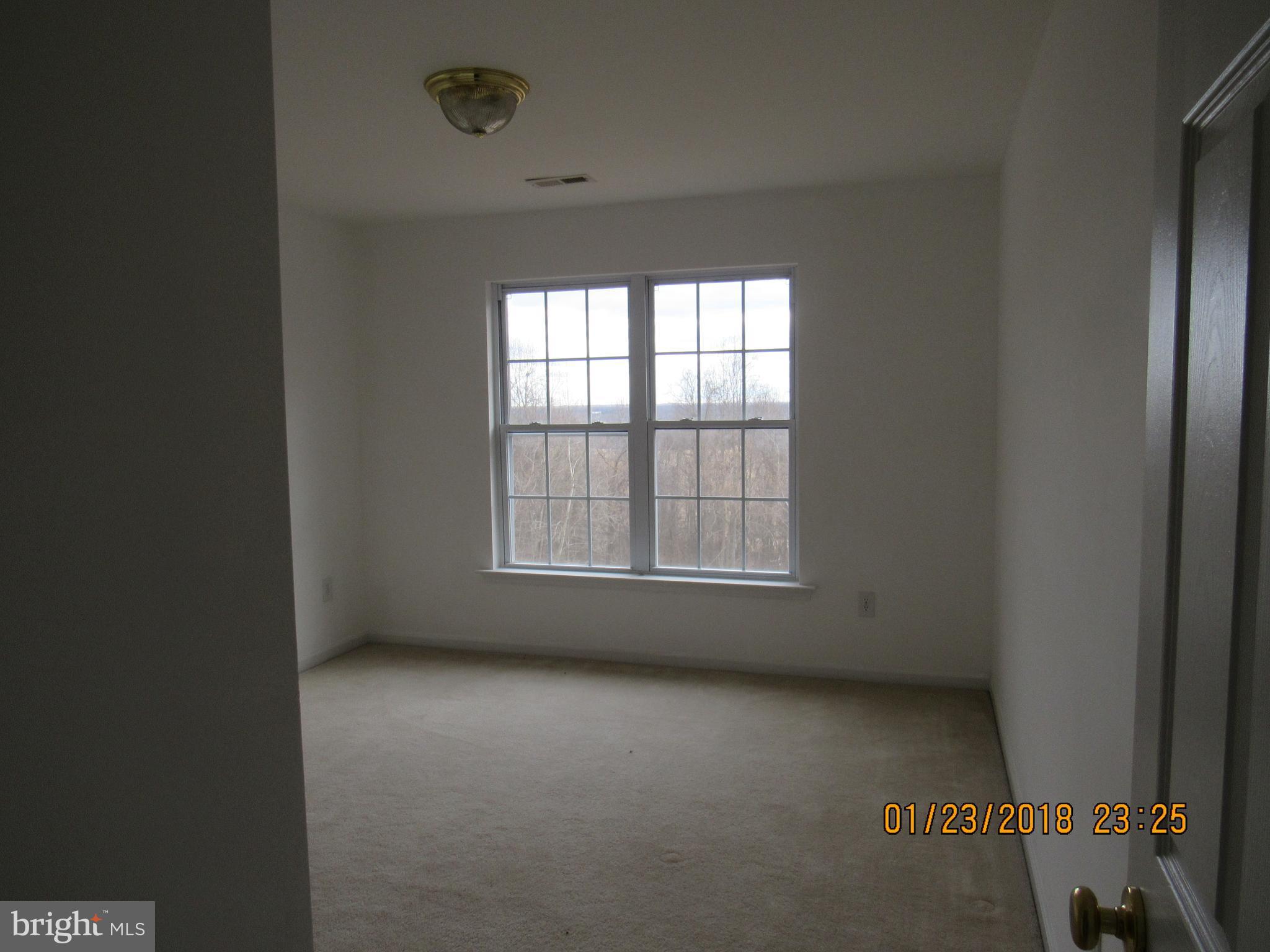 REYNARDS CROSSING - Residential