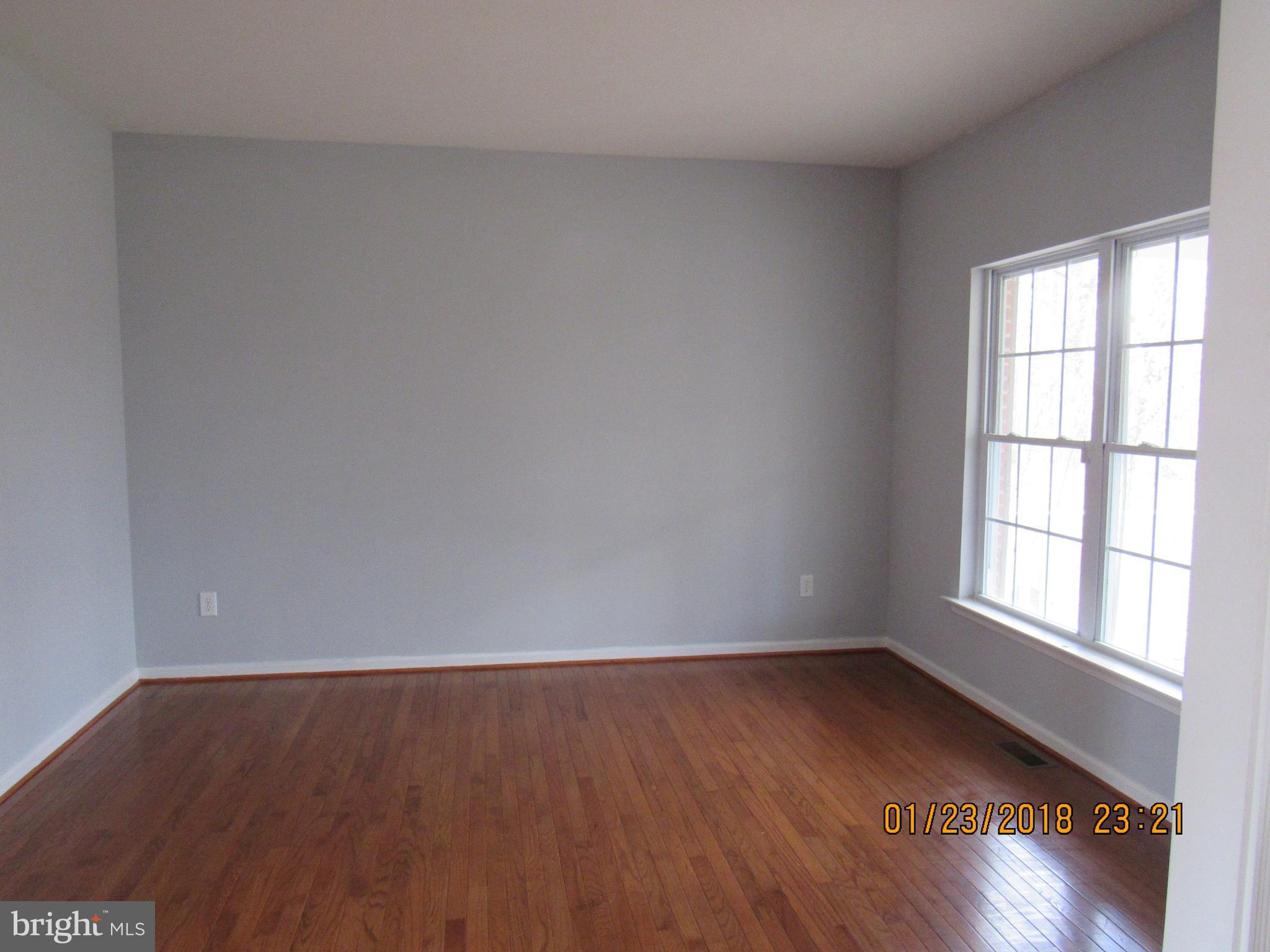 REYNARDS CROSSING - Residential