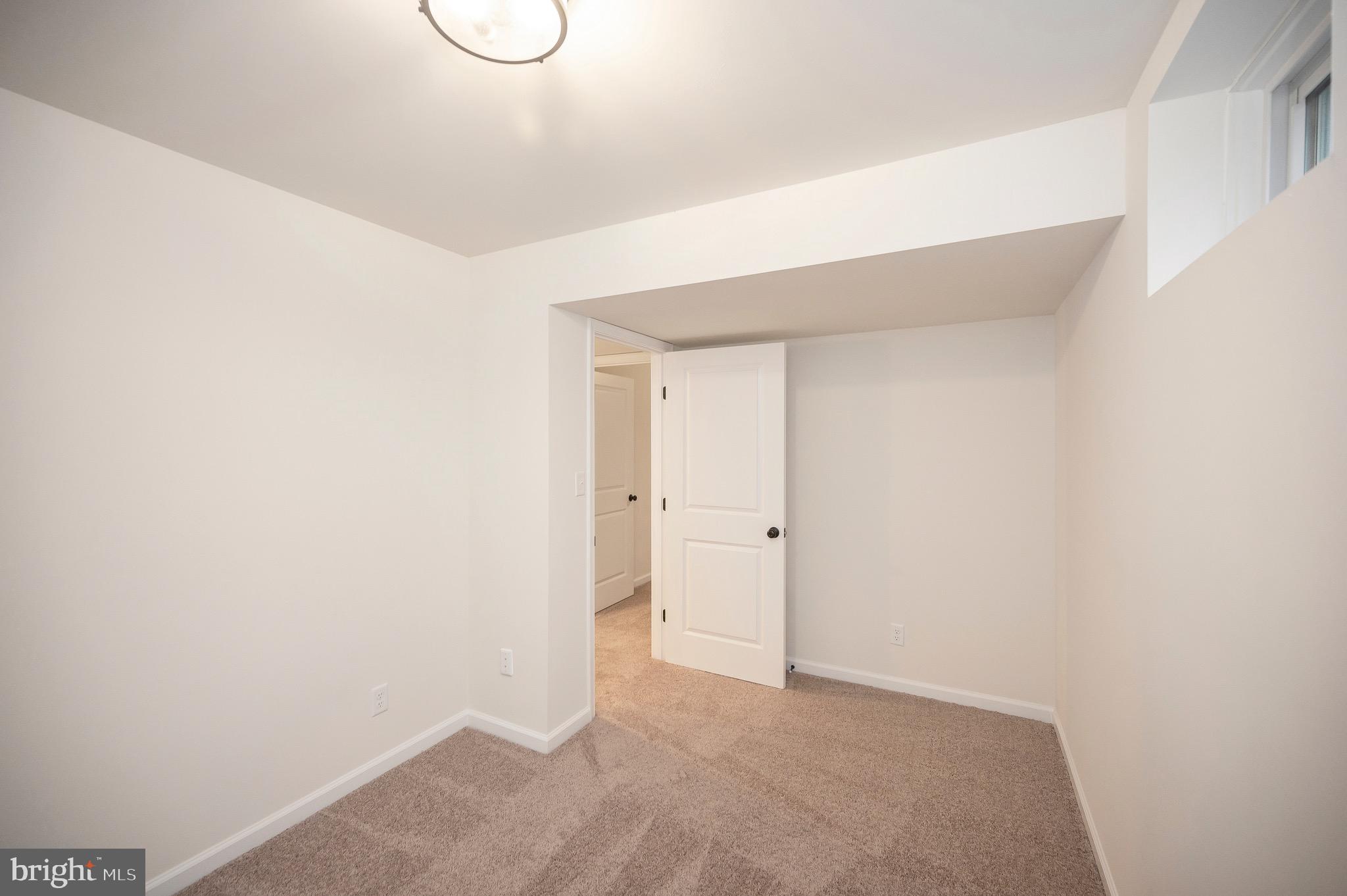 OAKWOOD LAKE ESTATES - Residential