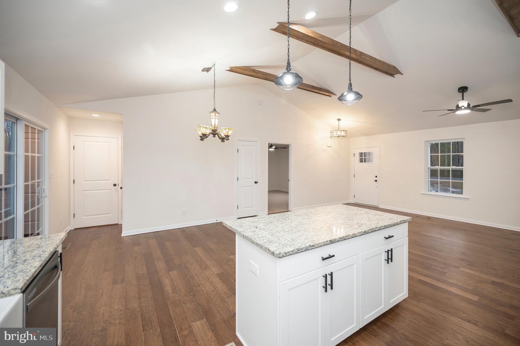 OAKWOOD LAKE ESTATES - Residential