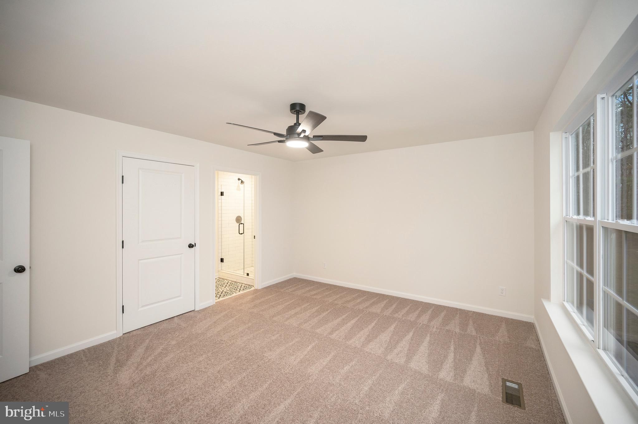 OAKWOOD LAKE ESTATES - Residential