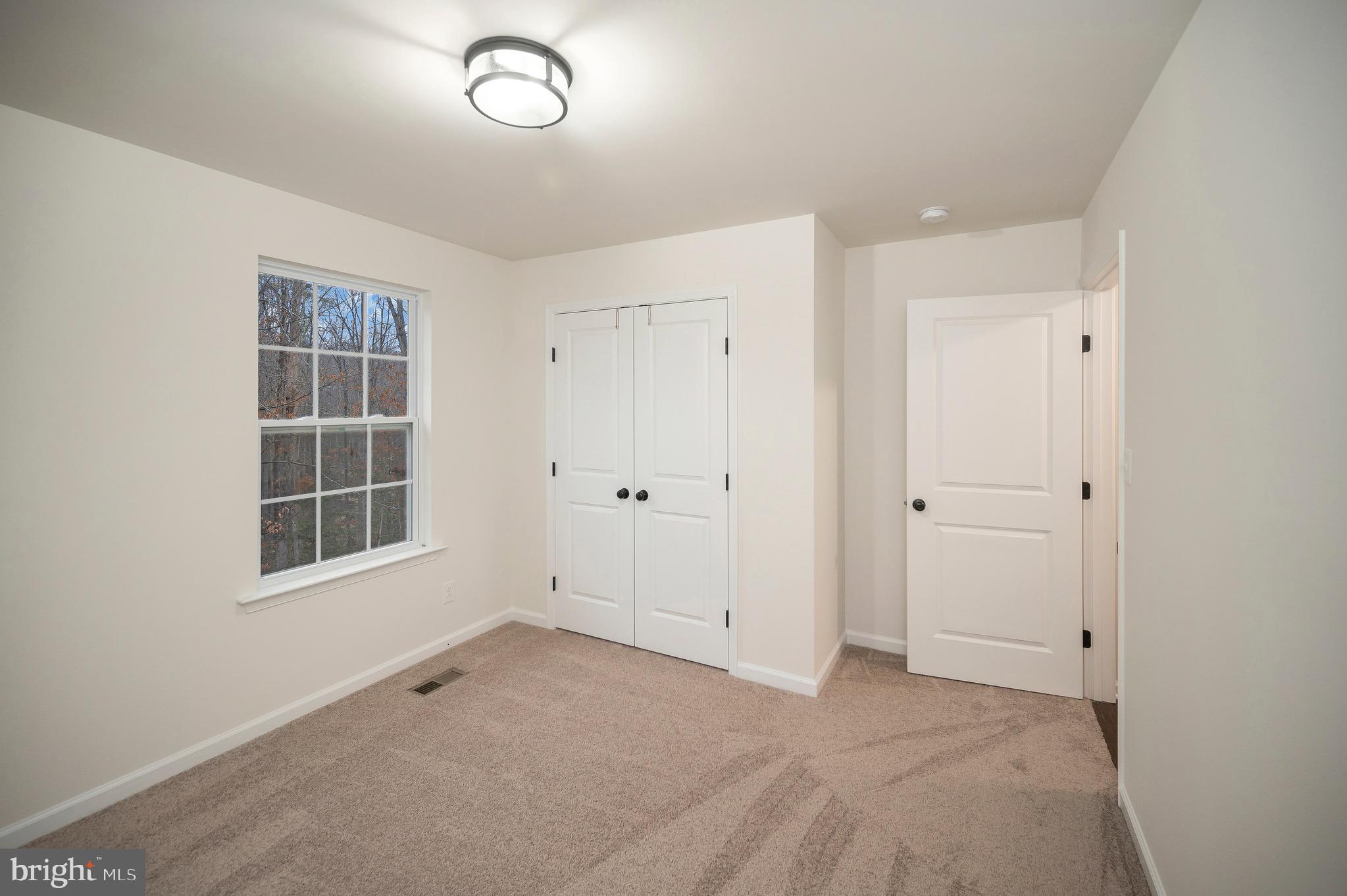 OAKWOOD LAKE ESTATES - Residential