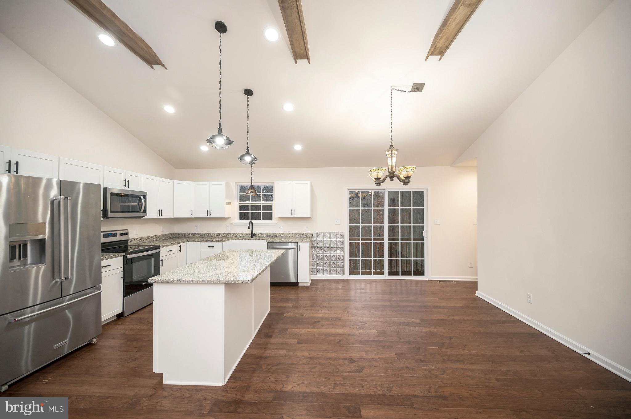 OAKWOOD LAKE ESTATES - Residential