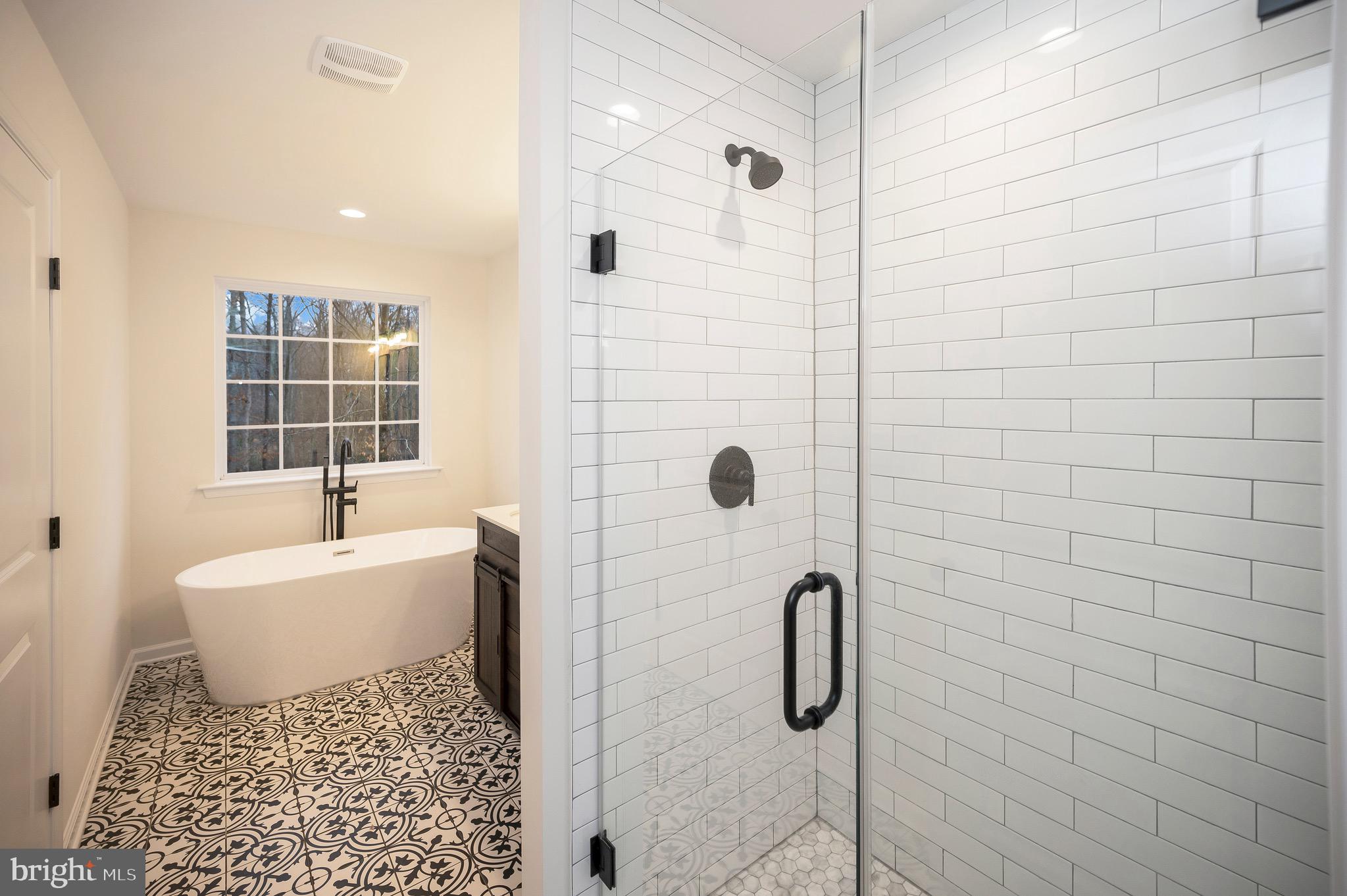 OAKWOOD LAKE ESTATES - Residential