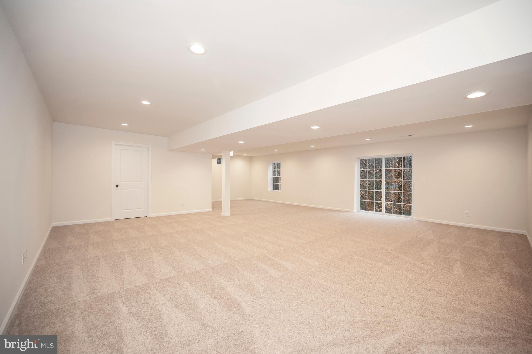 OAKWOOD LAKE ESTATES - Residential