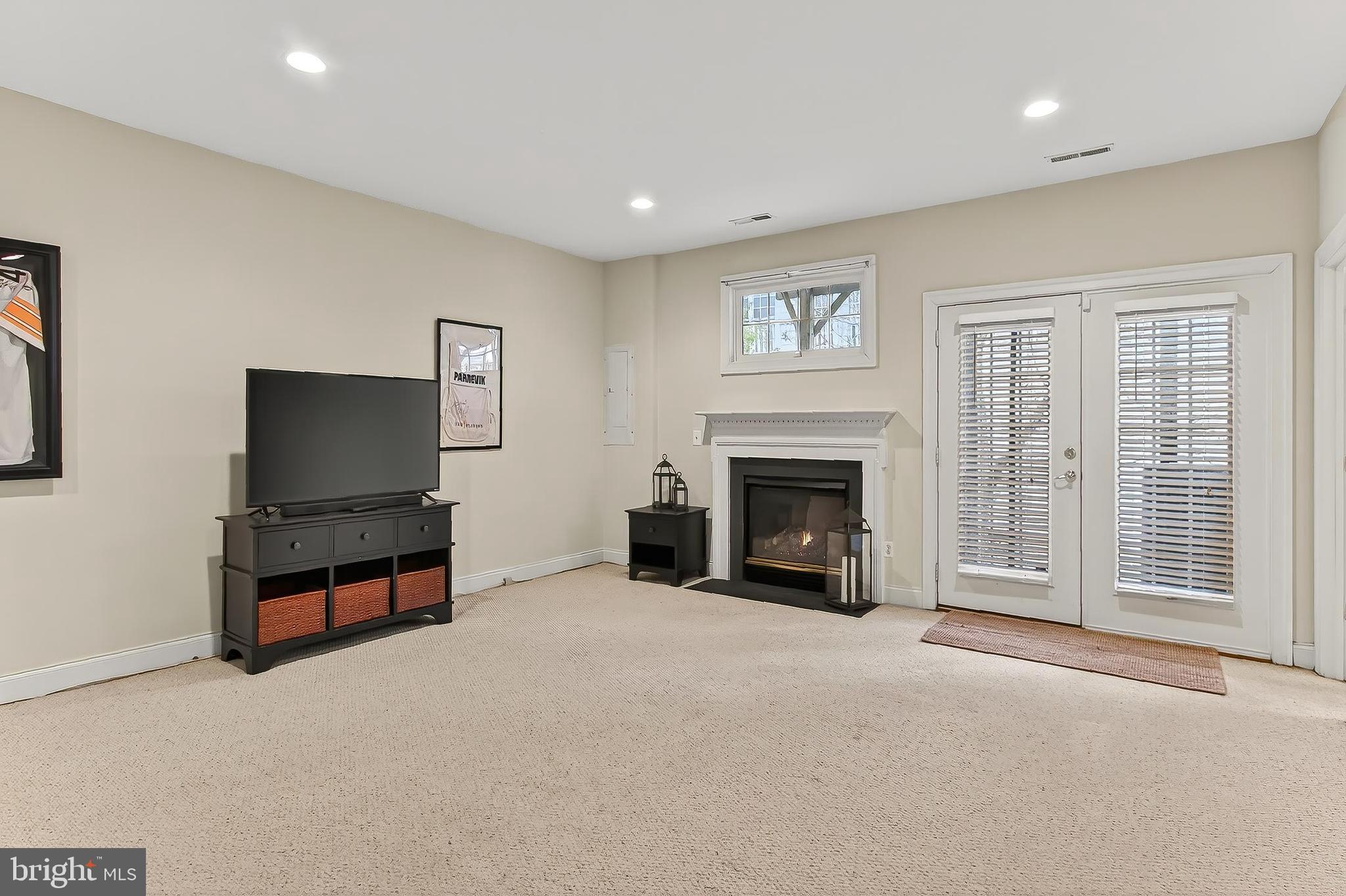 LORTON VALLEY NORTH - Residential