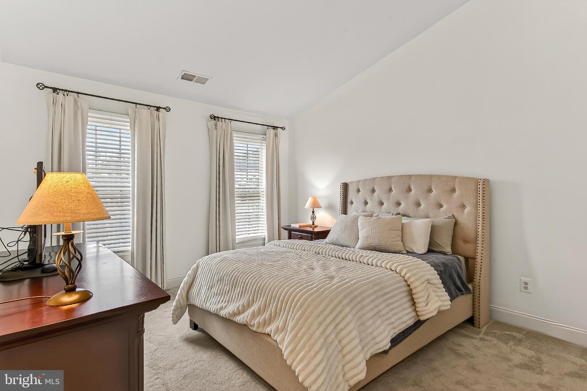 LORTON VALLEY NORTH - Residential