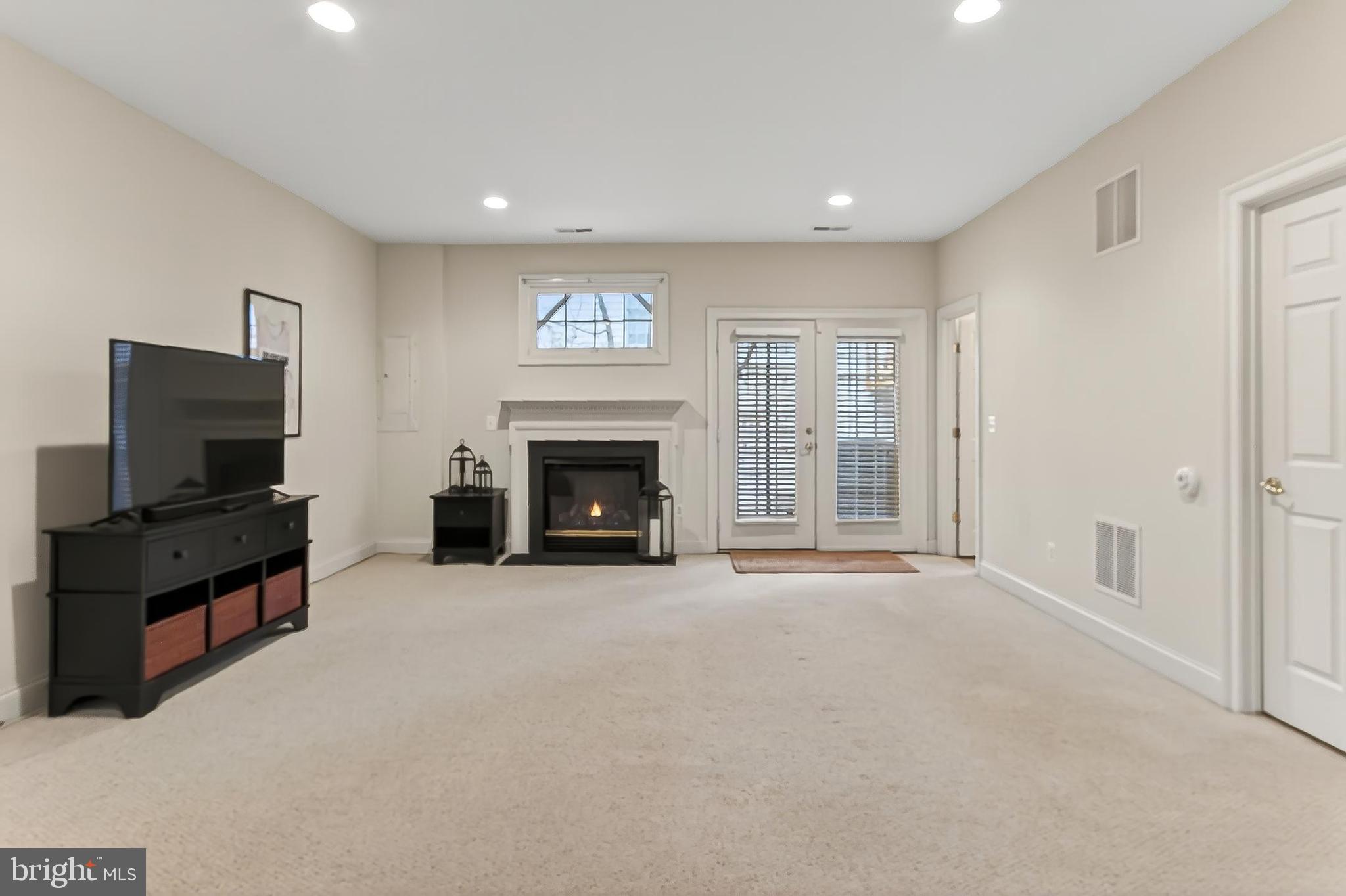 LORTON VALLEY NORTH - Residential