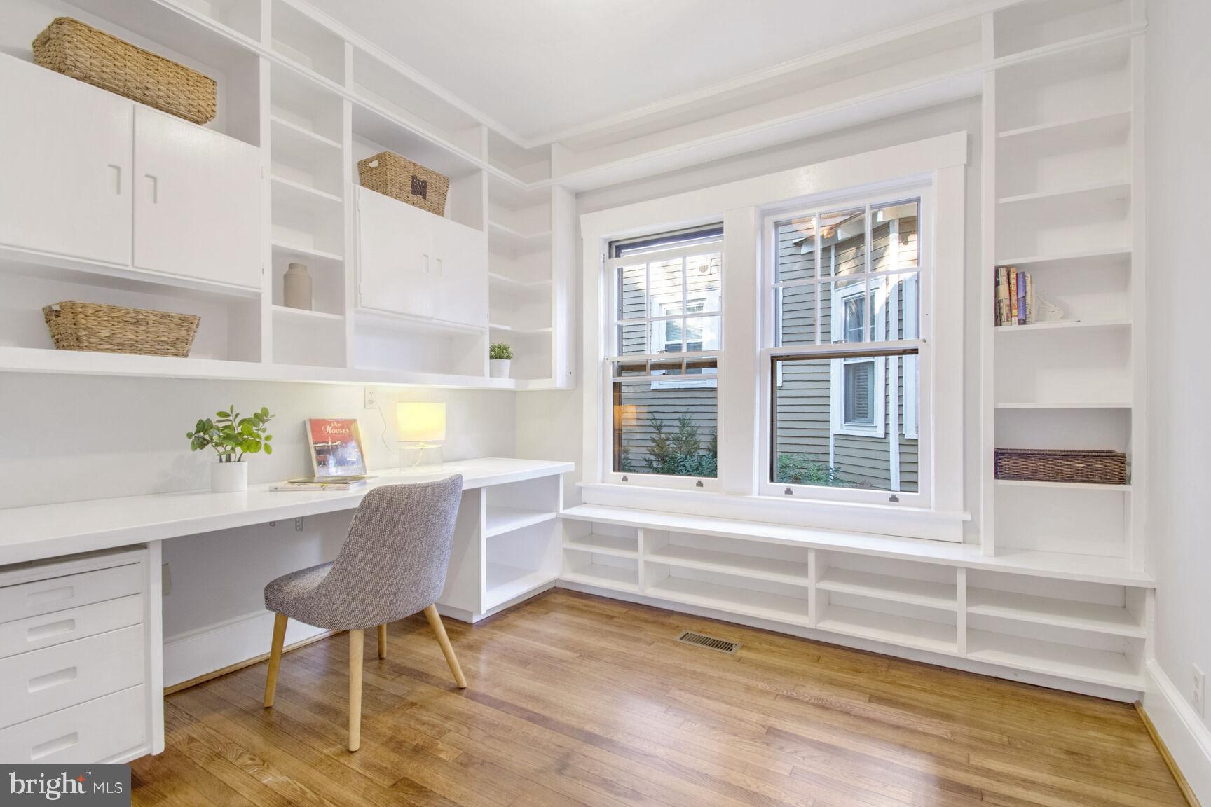 TAKOMA PARK - Residential