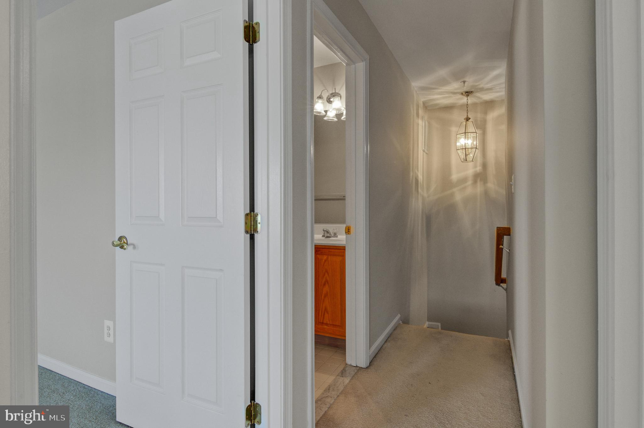 WILLOW OAKS - Residential Lease