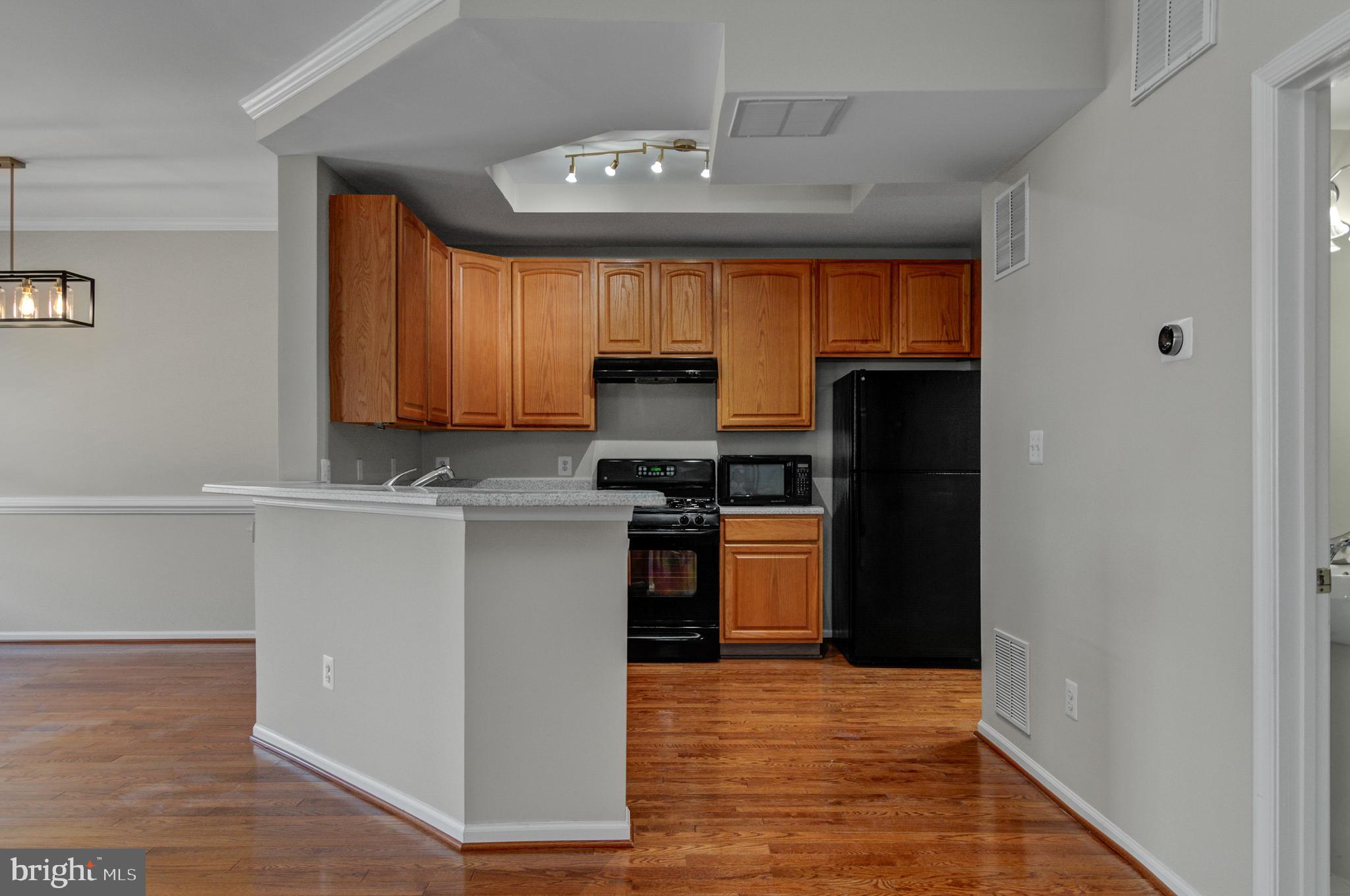 WILLOW OAKS - Residential Lease