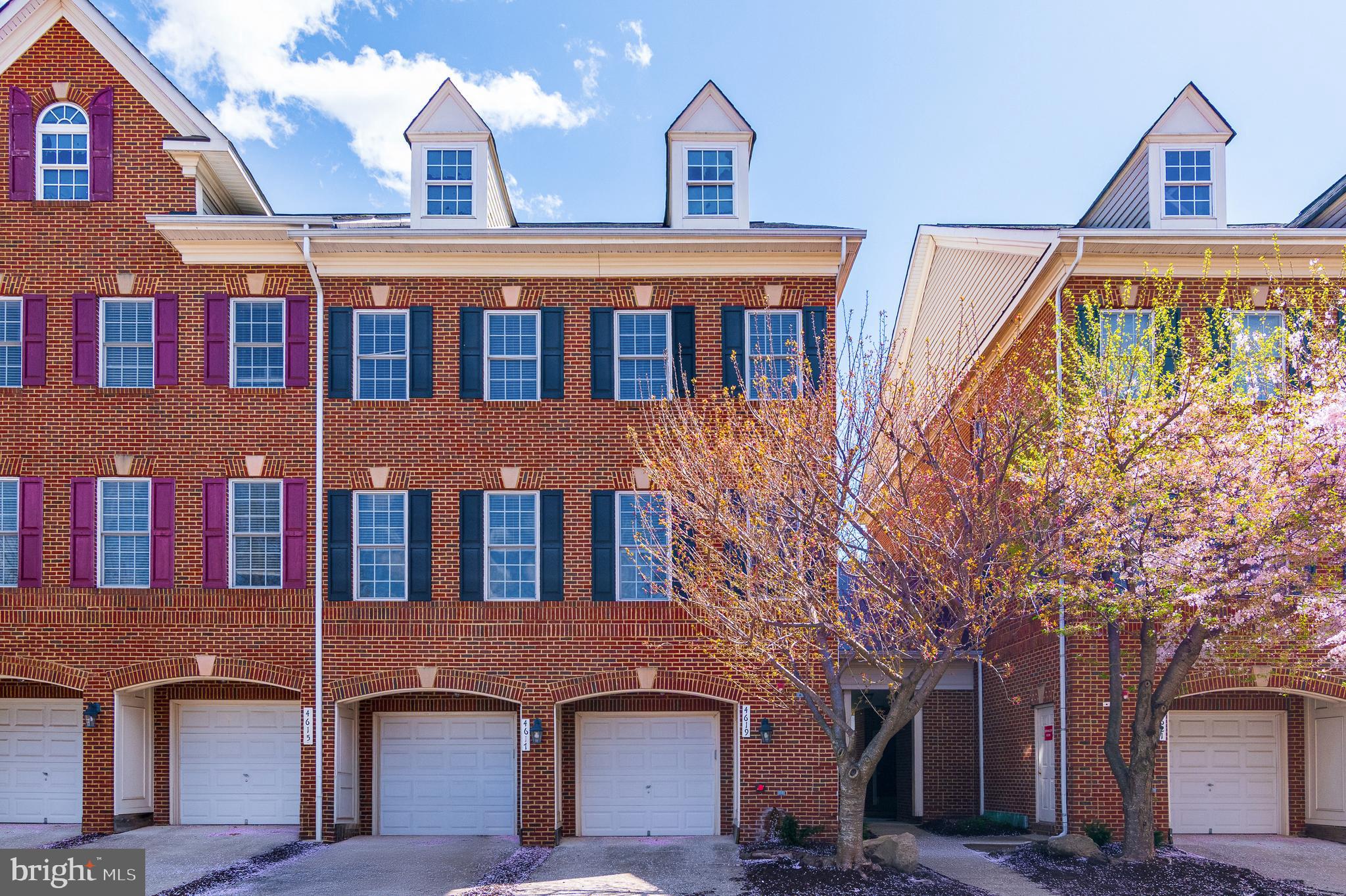 WILLOW OAKS - Residential Lease