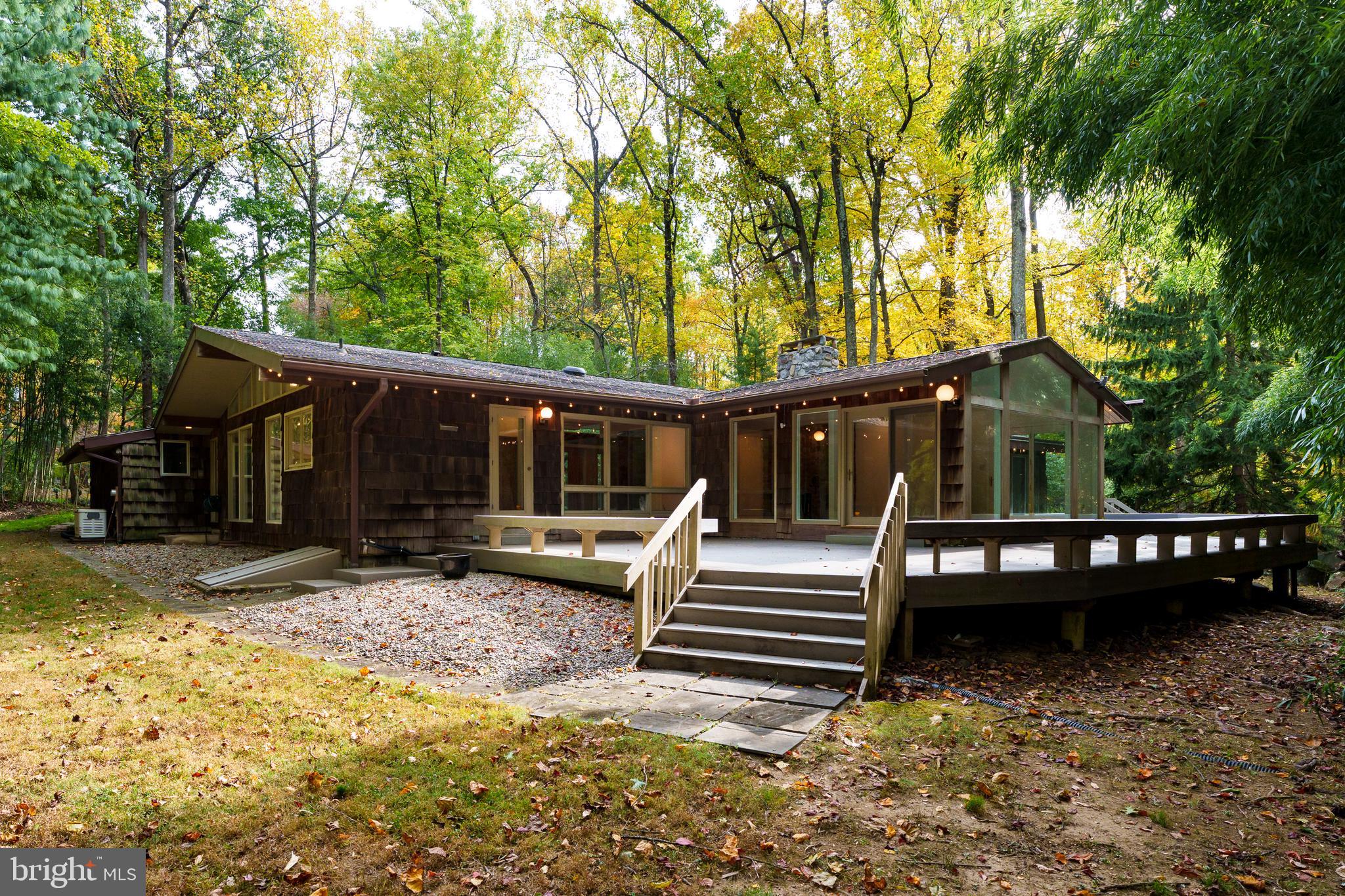 945 STUART ROAD