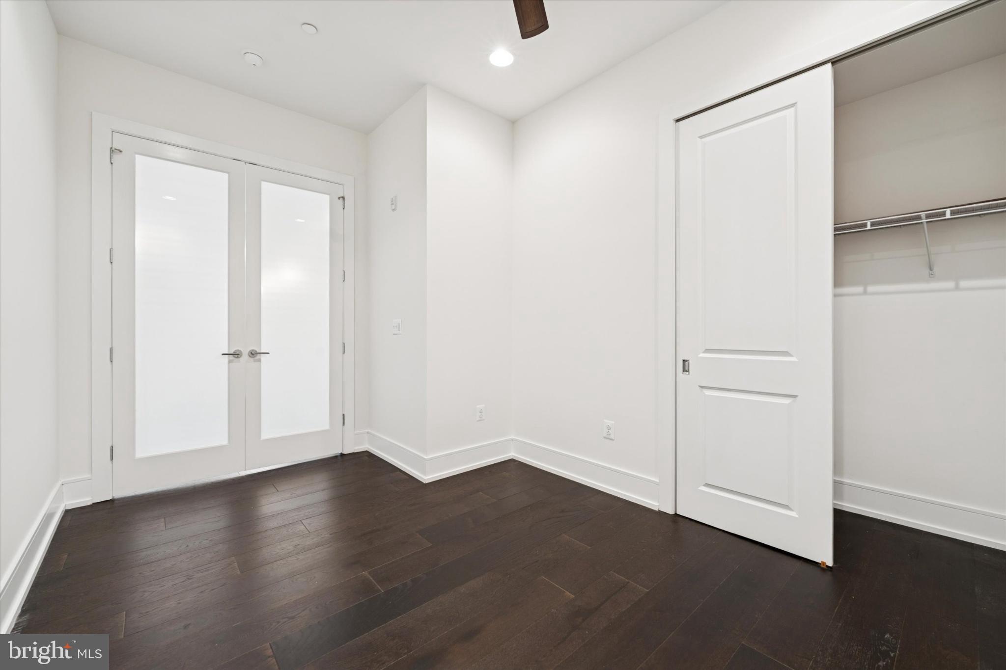 SOCIETY HILL - Residential